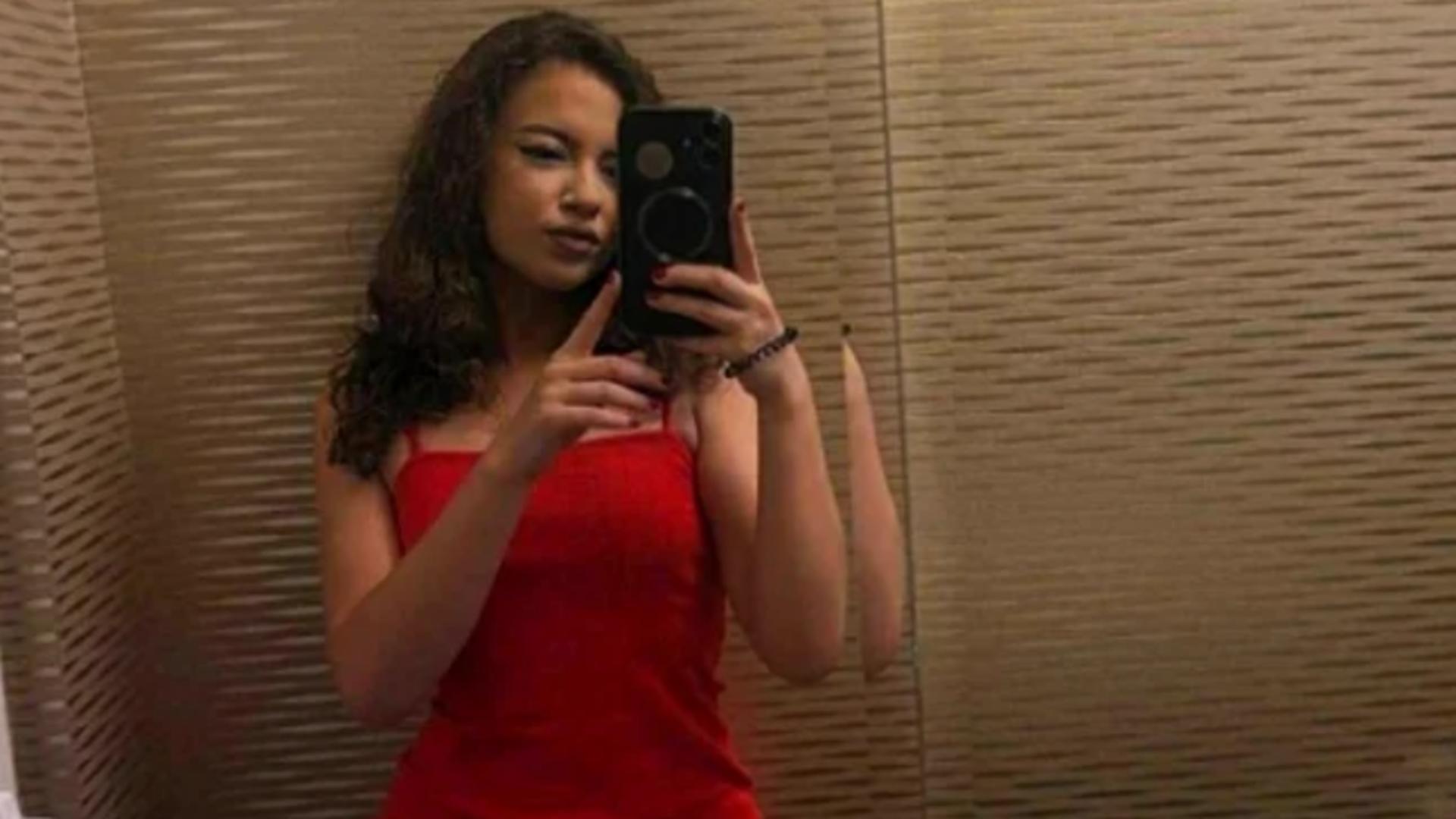 Profesoară din Iași, prinsă că pozează pe un site pentru adulți. Foto: BZI