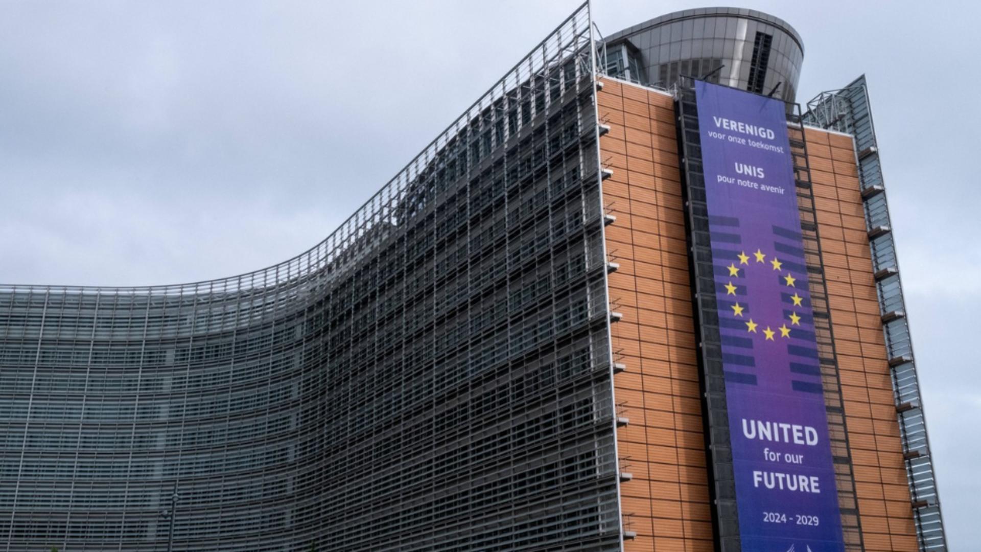 Agenți maghiari, acuzați că au încercat să recruteze funcționari ai Comisiei Europene. Foto; Profimedia