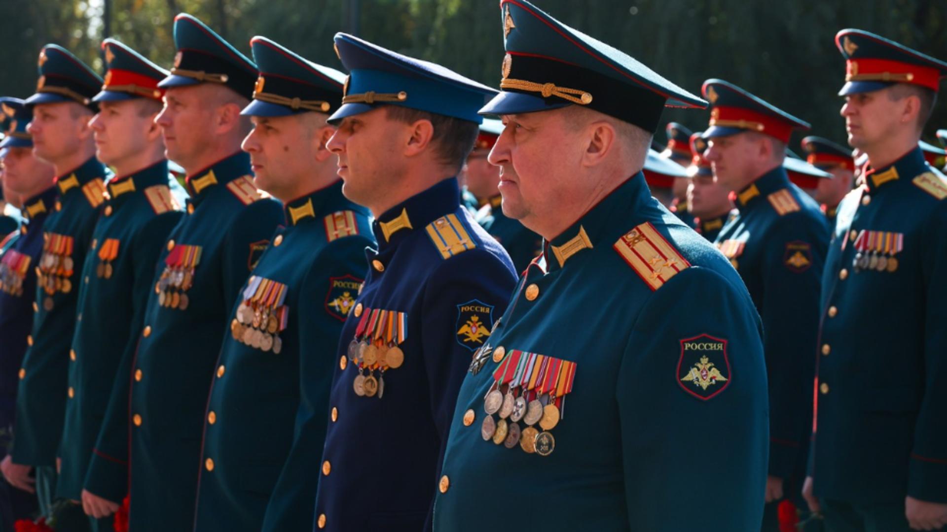 Ofițeri în armata Federației Ruse. Foto: Profimedia