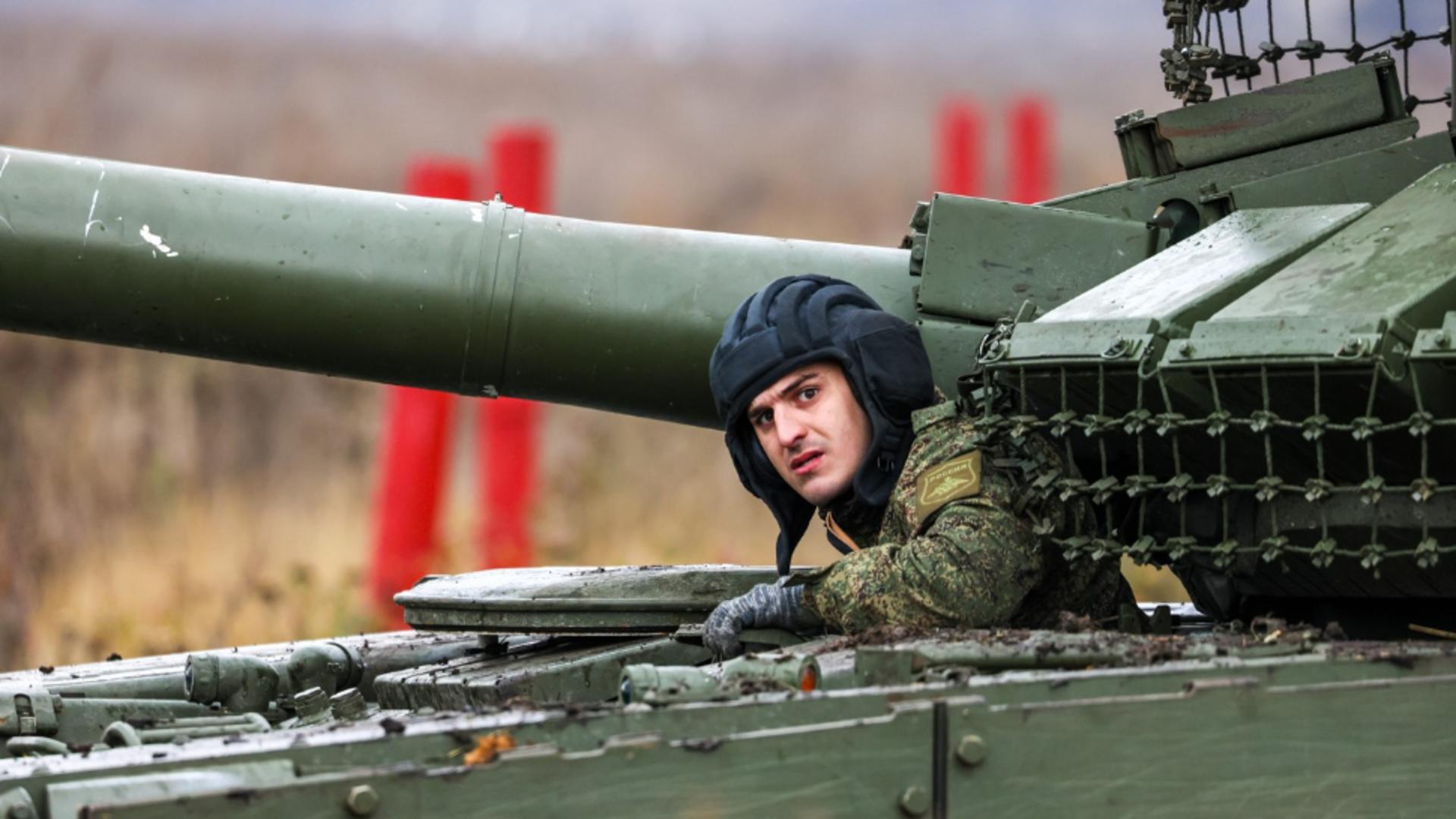 Armata lui Vladimir Putin se clatină sub presiunea războiului. Foto: Profimedia