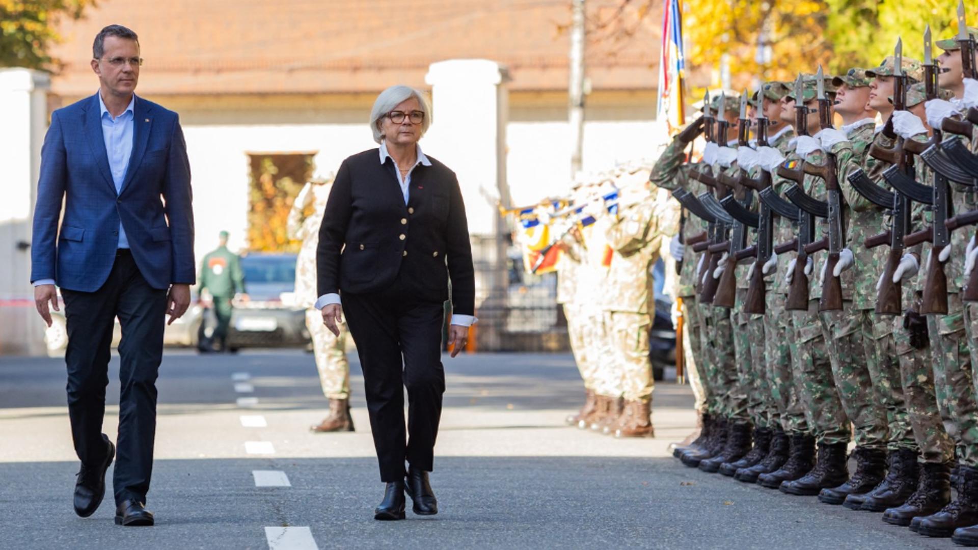 Ministrul Forţelor Armate din Franța, vizită în România. Foto: Profimedia