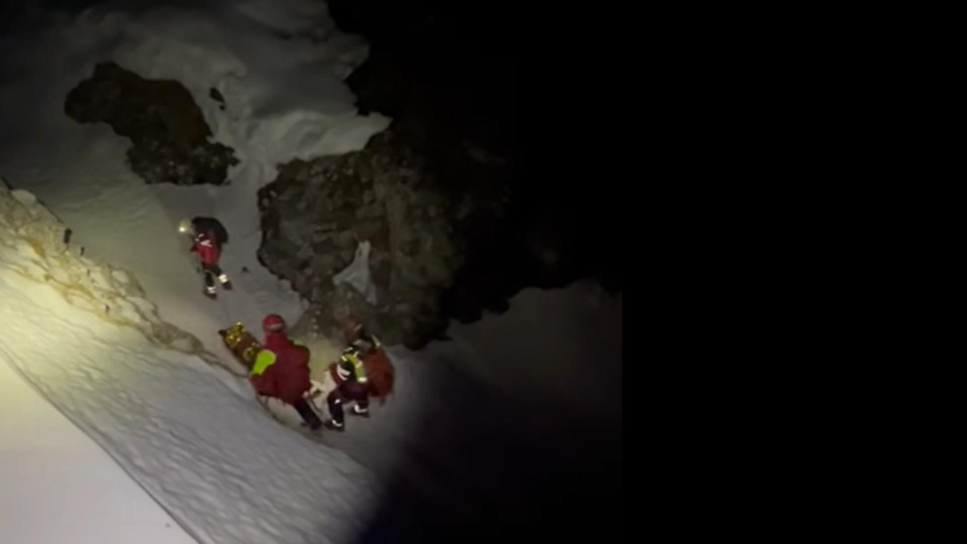 Tânărul și părinții au plecat pe munte total nepregătiți