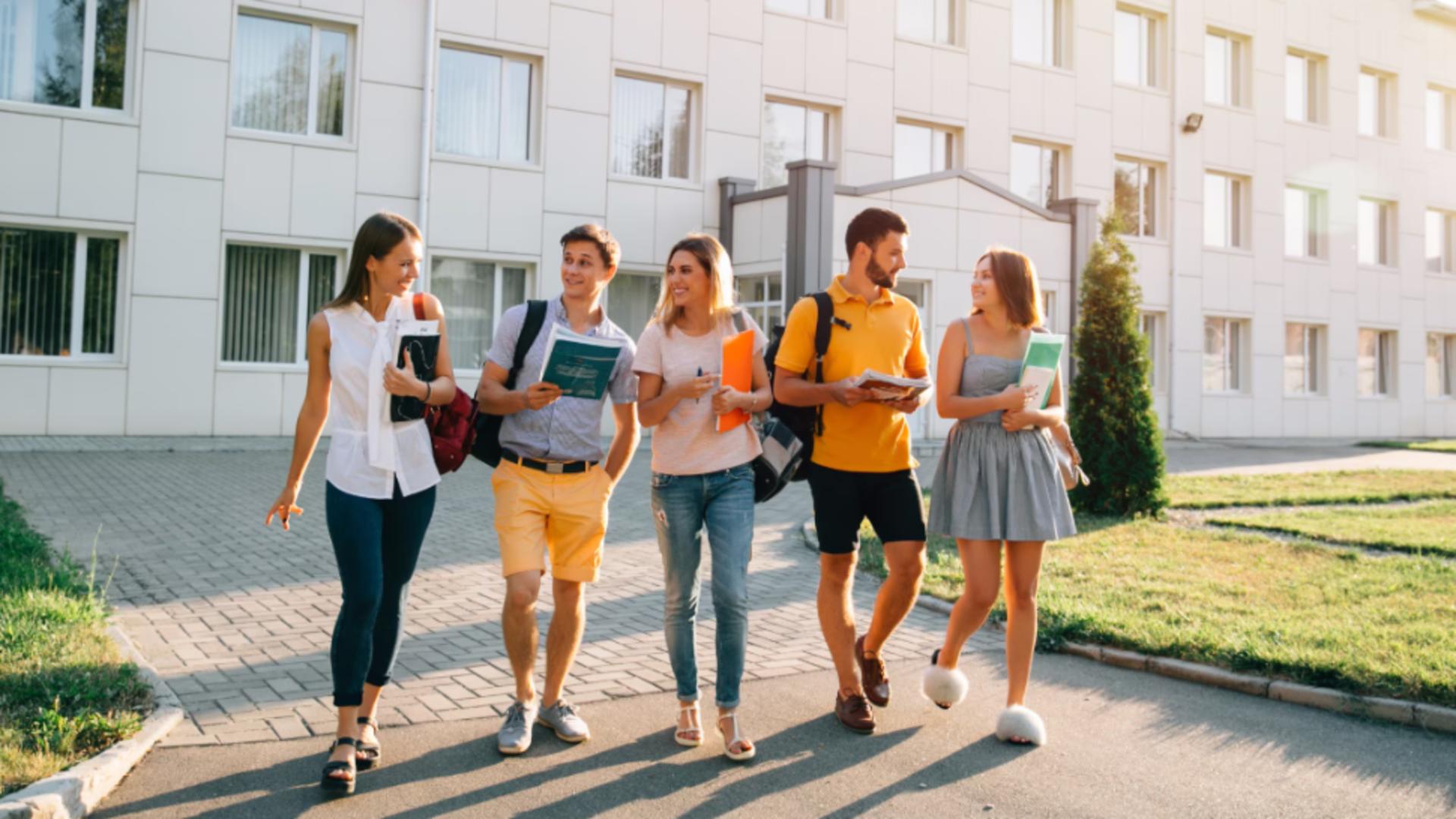 O universitate din România oferă ”meditatii” gratuite pentru viitorii studenti