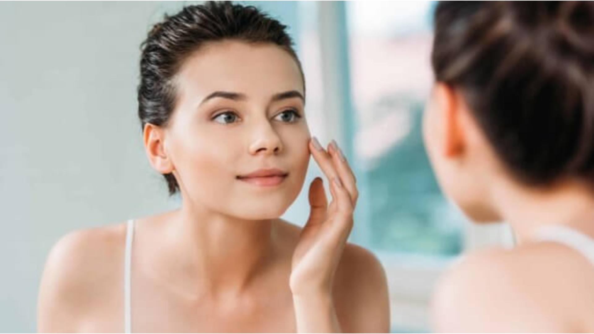 Top 7 alimente care îți fac pielea să strălucească.