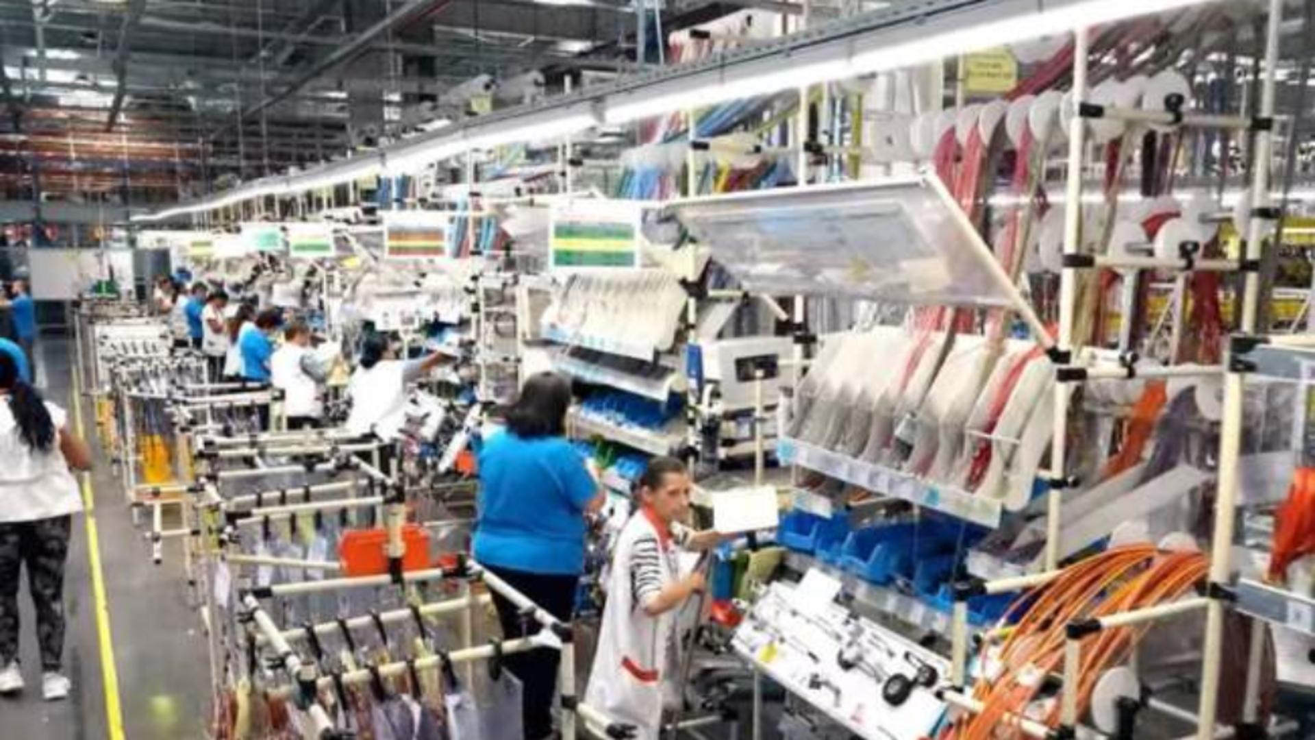 Fabrica arădeană are circa o mie de angajați