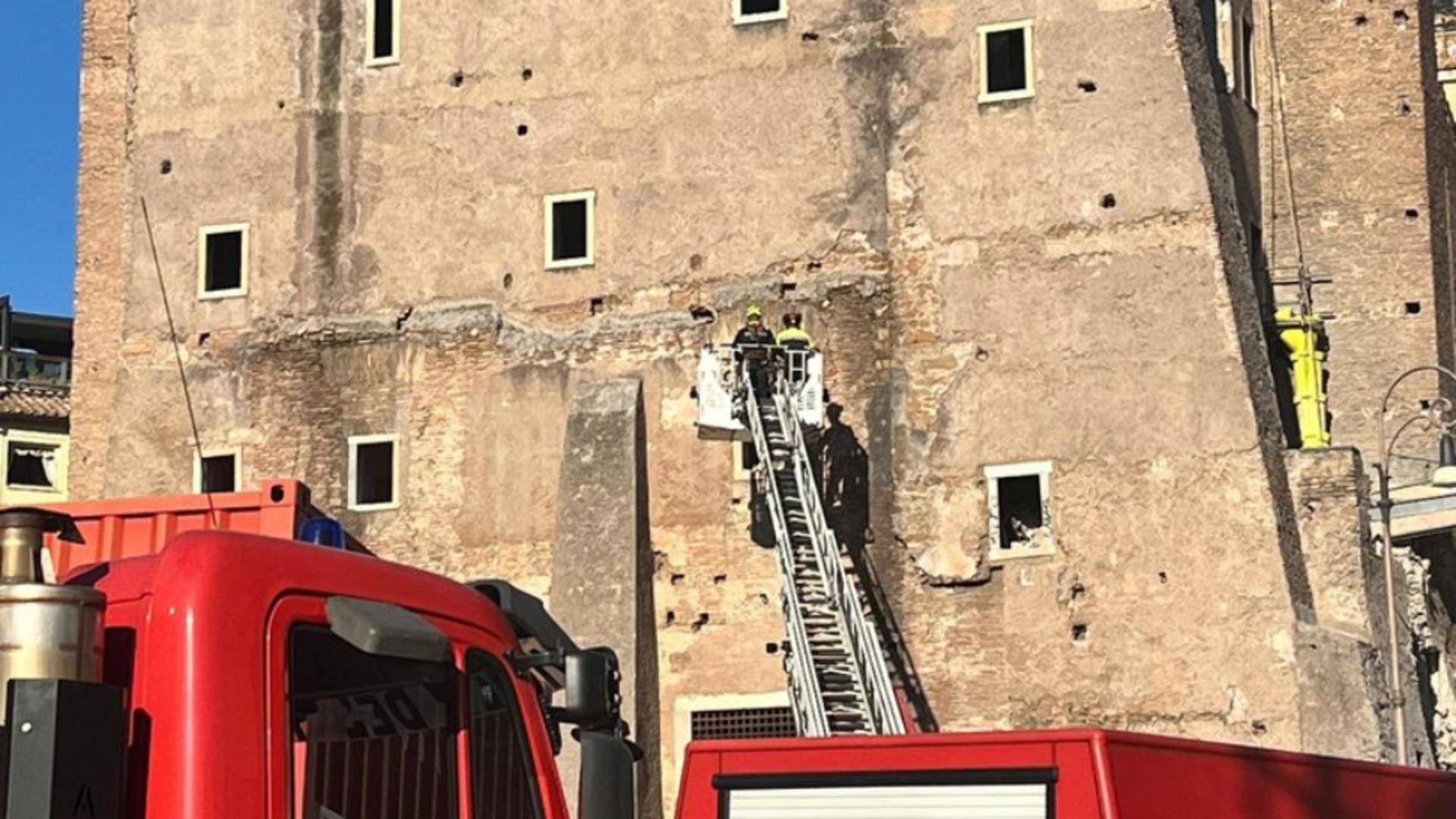 Muncitorul a fost declarat mort după ce a ajuns la spital