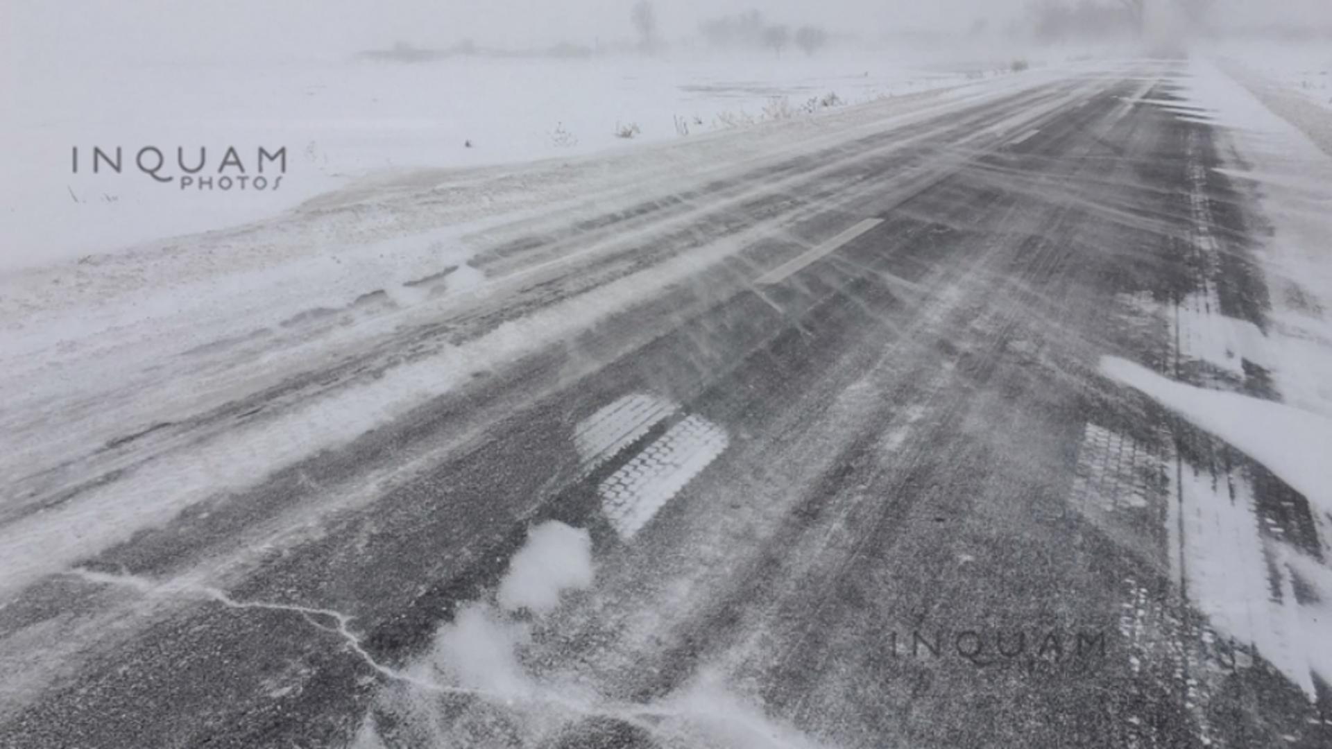 Cod portocaliu de vânt extrem în vestul țării: rafale de până la 140 km/h în zonele montane