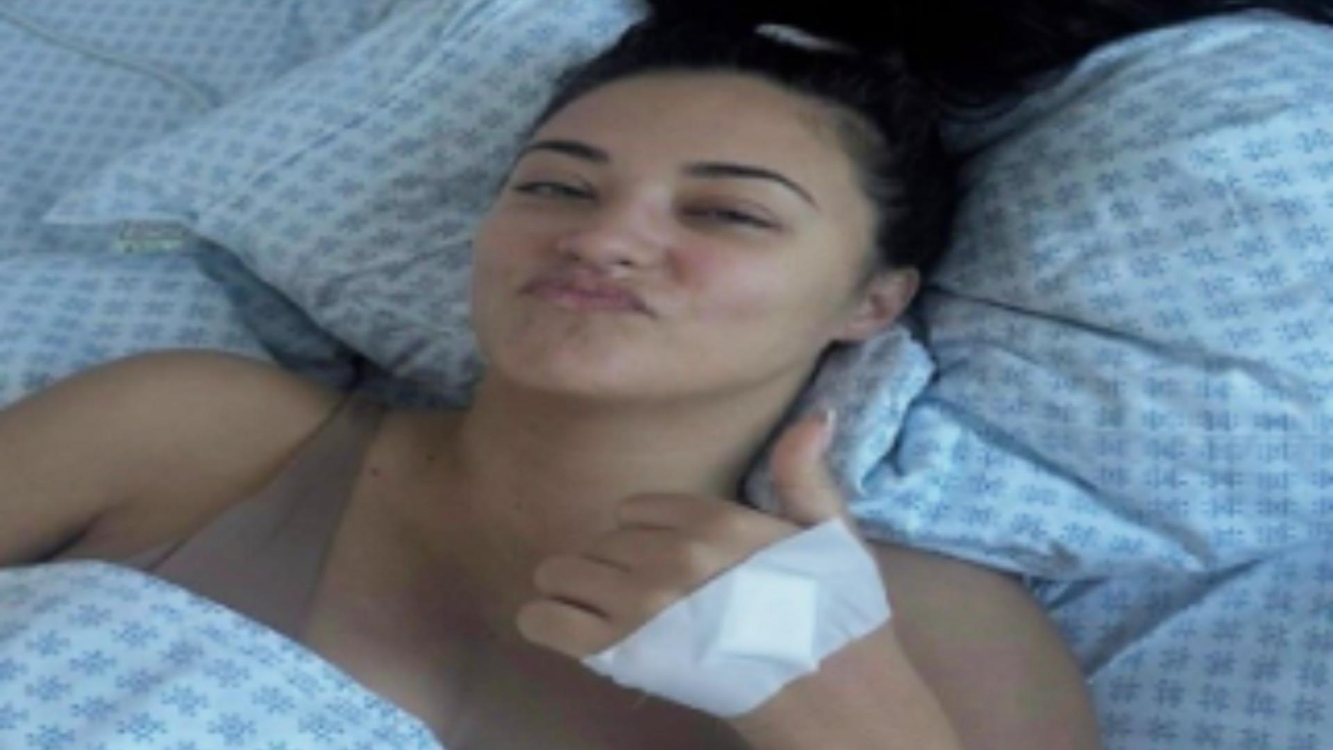 Una dintre cele mai apreciate cântărețe din România a trecut prin iad din cauza unei operații estetice. „Decizie proastă”