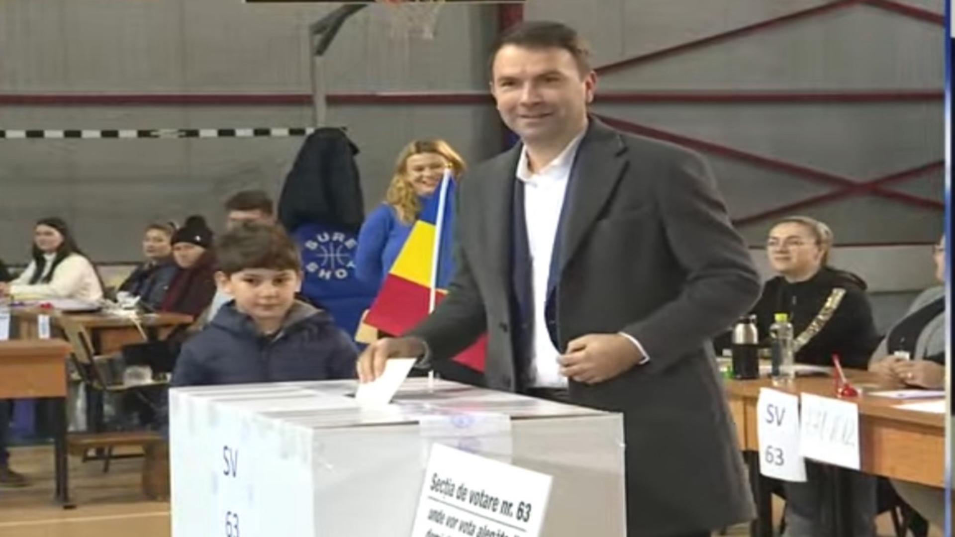 Cătălin Drulă, după vot: „Am votat pentru un nou început, care să meargă cu onestitate pe un drum al construcției”