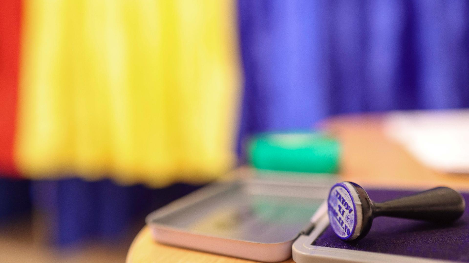 ALEGERI LOCALE PARȚIALE. Zi decisivă în București și 12 localități/ Inquam Photos / Octav Ganea