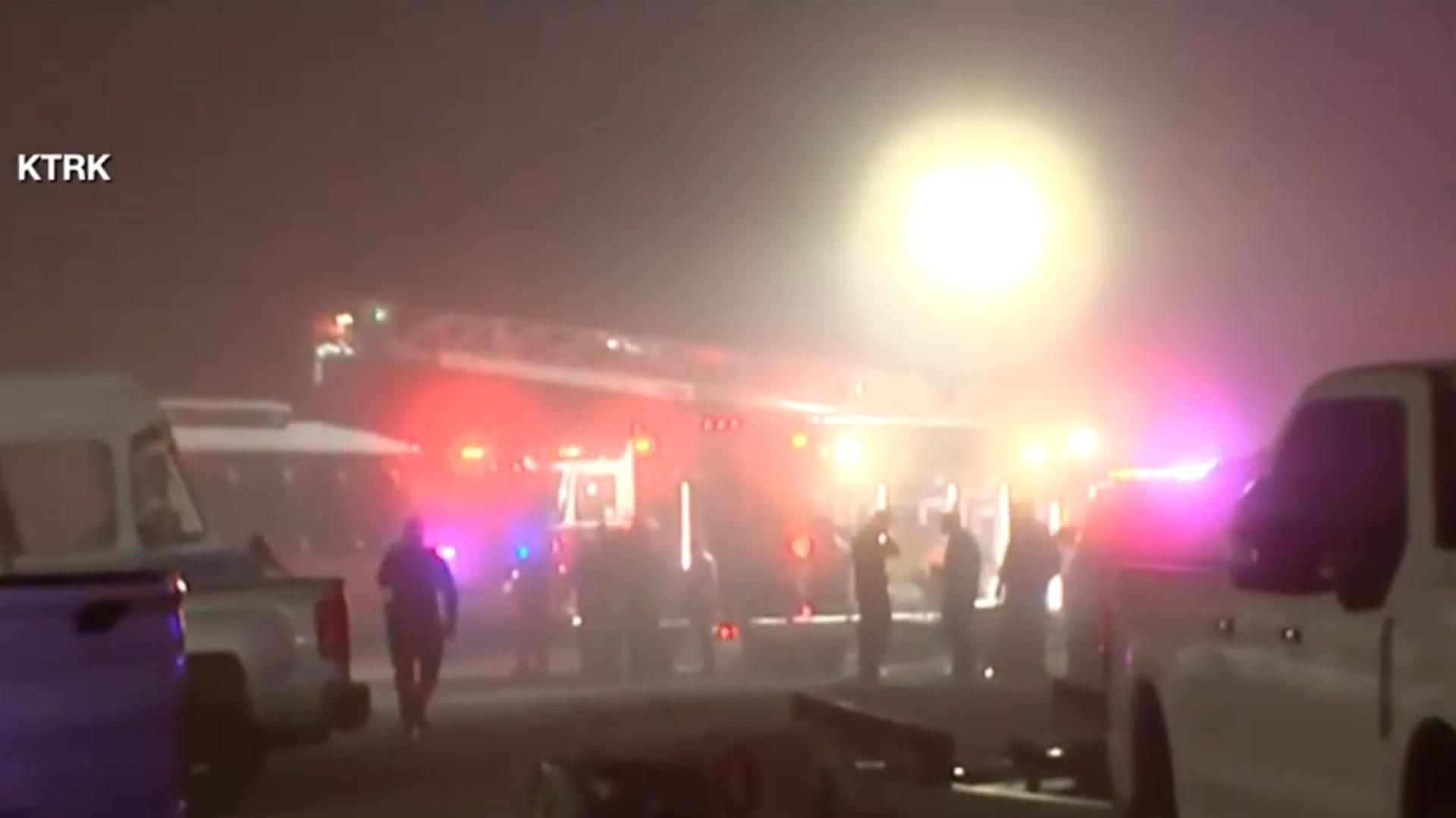 Tragedie aviatică în Texas. Cel puțin 5 morți, după ce un avion militar s-a prăbușit – VIDEO