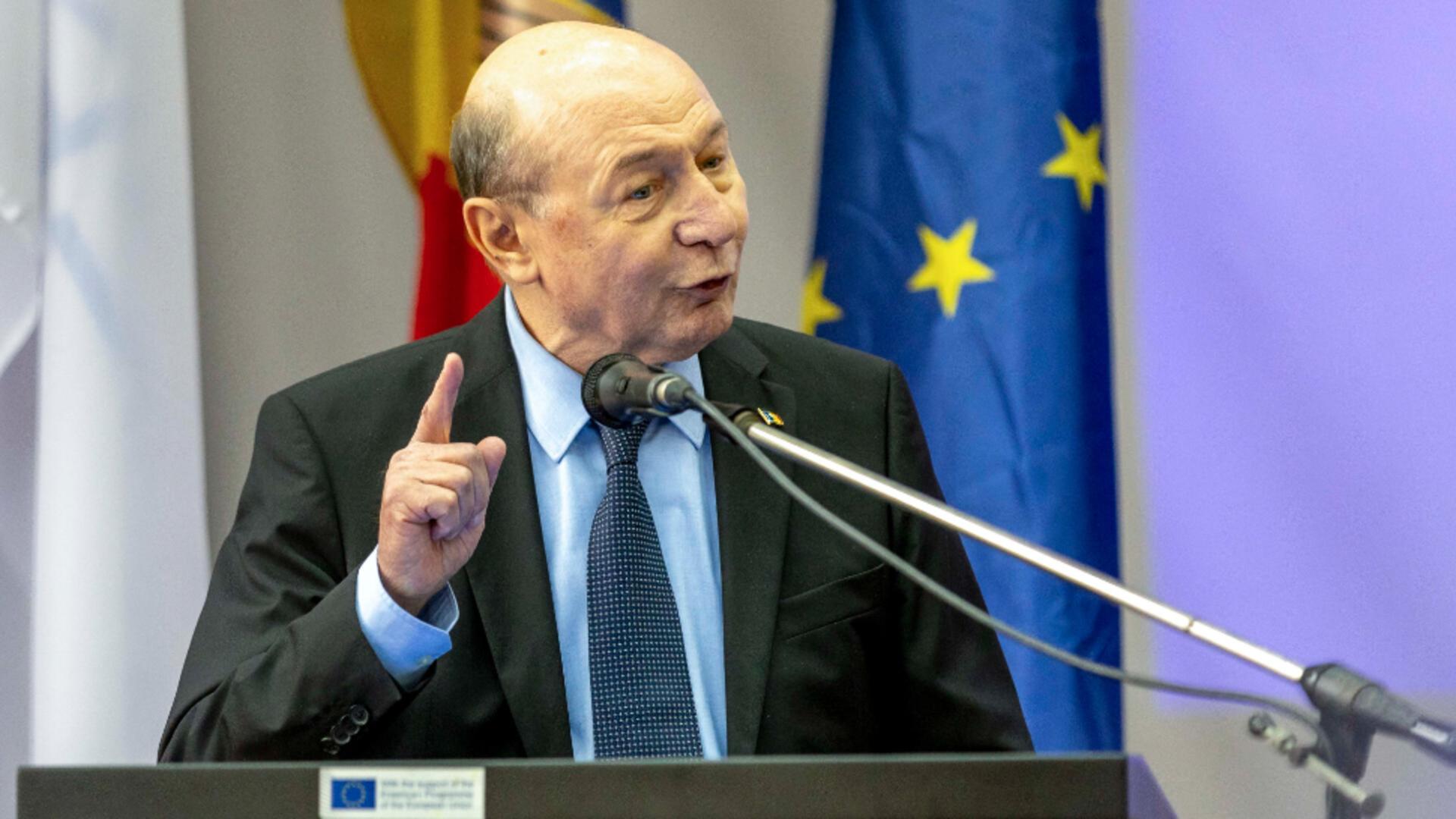 Traian Băsescu îi atacă pe magistrații revoltați: „Când acceptă să fie slugi, devin slugi!”