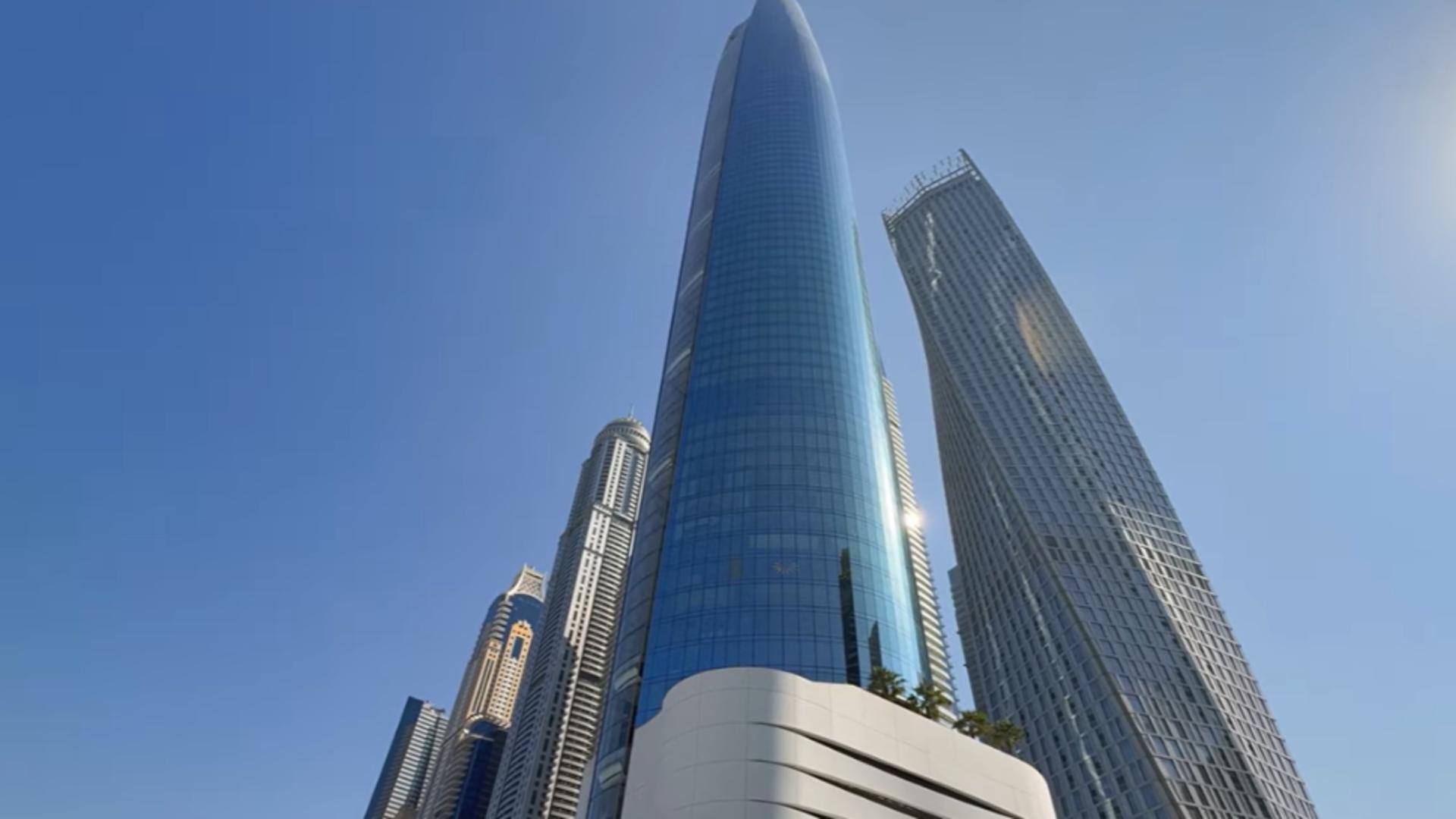 Cel mai înalt hotel din lume a fost deschis în Dubai. Arhitectură spectaculoasă, panorame uluitorare - Video