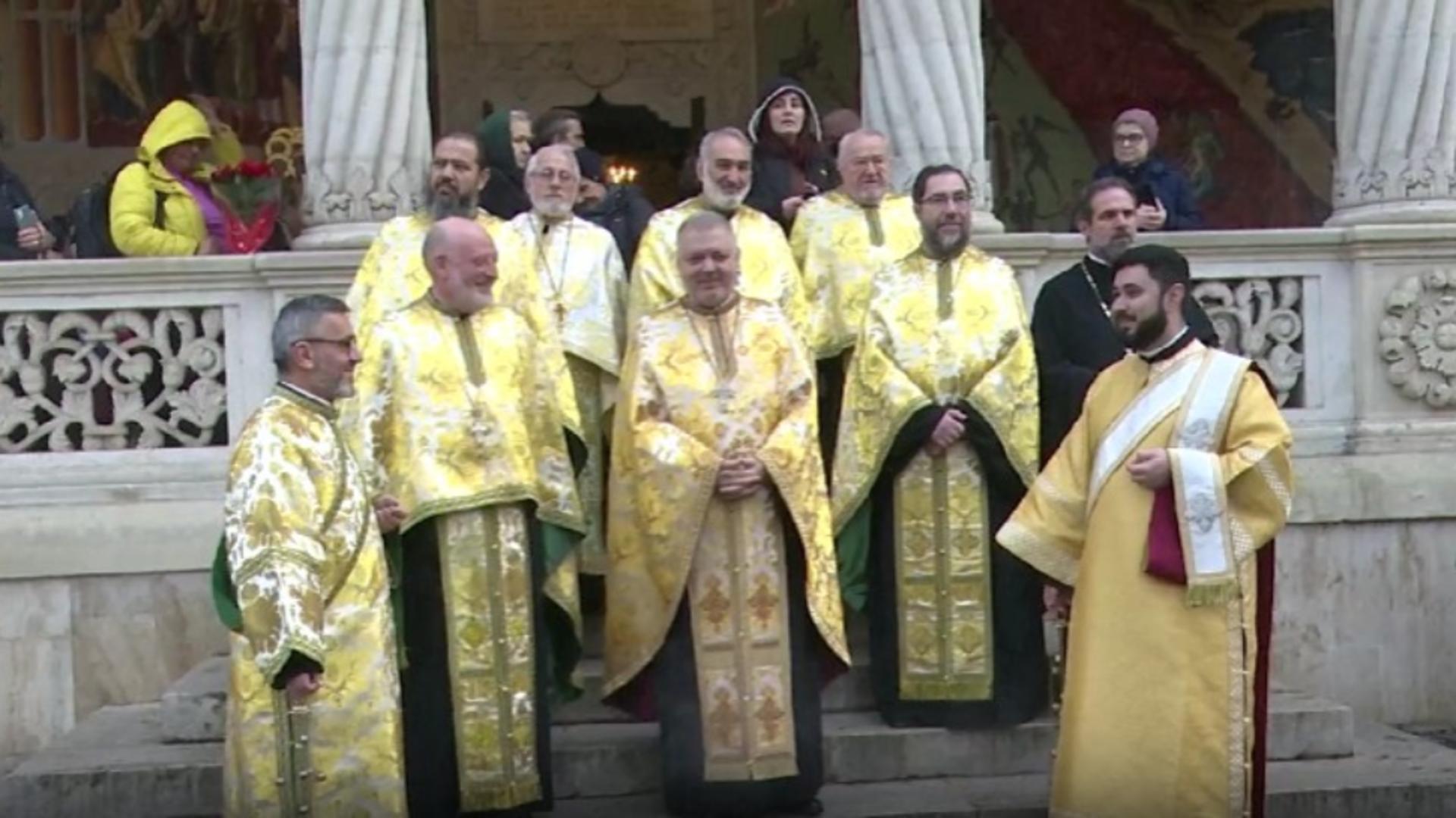 Pelerinaj uriaș în Capitală. Moaște aduse din străinătate