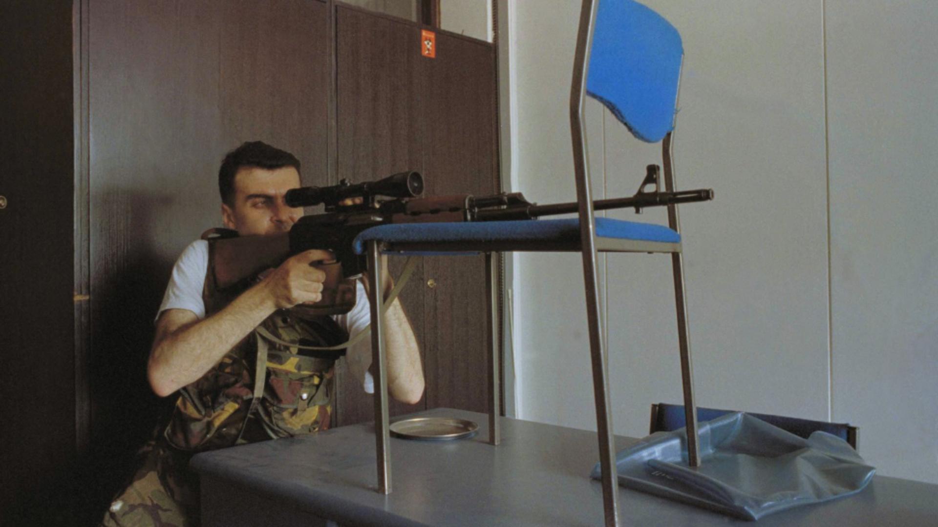 Lunetiștii i-au terorizat timp de 4 ani pe localnici (Profimedia)