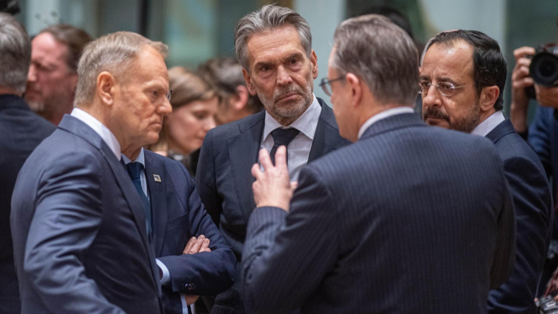 Bolojan primește marți un oaspete important: vizită strategică și deplasare la o bază aeriană din România