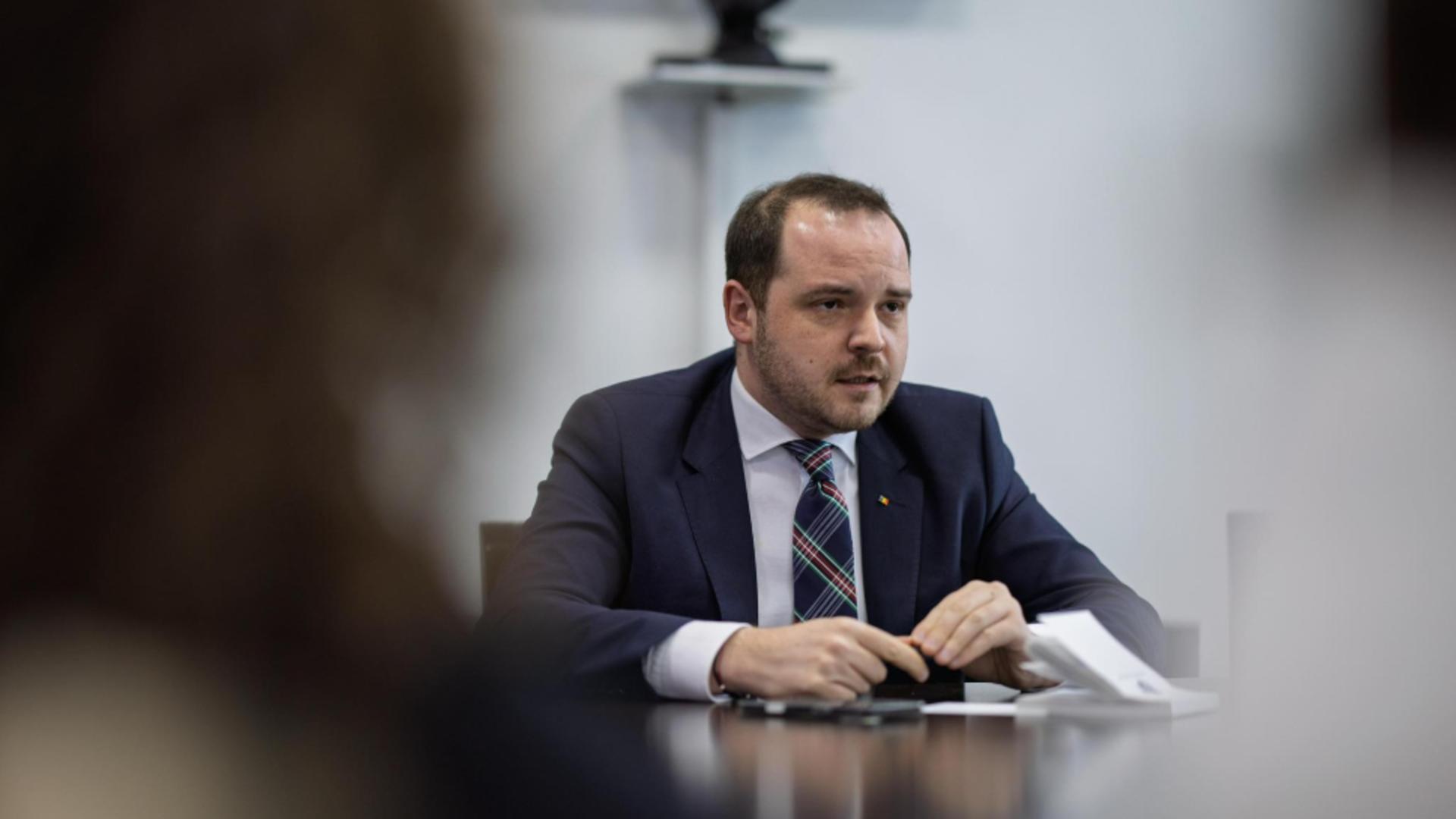 Guvernă alocă 1,9 miliarde de lei din Fondul de rezervă. FOTO: Facebook