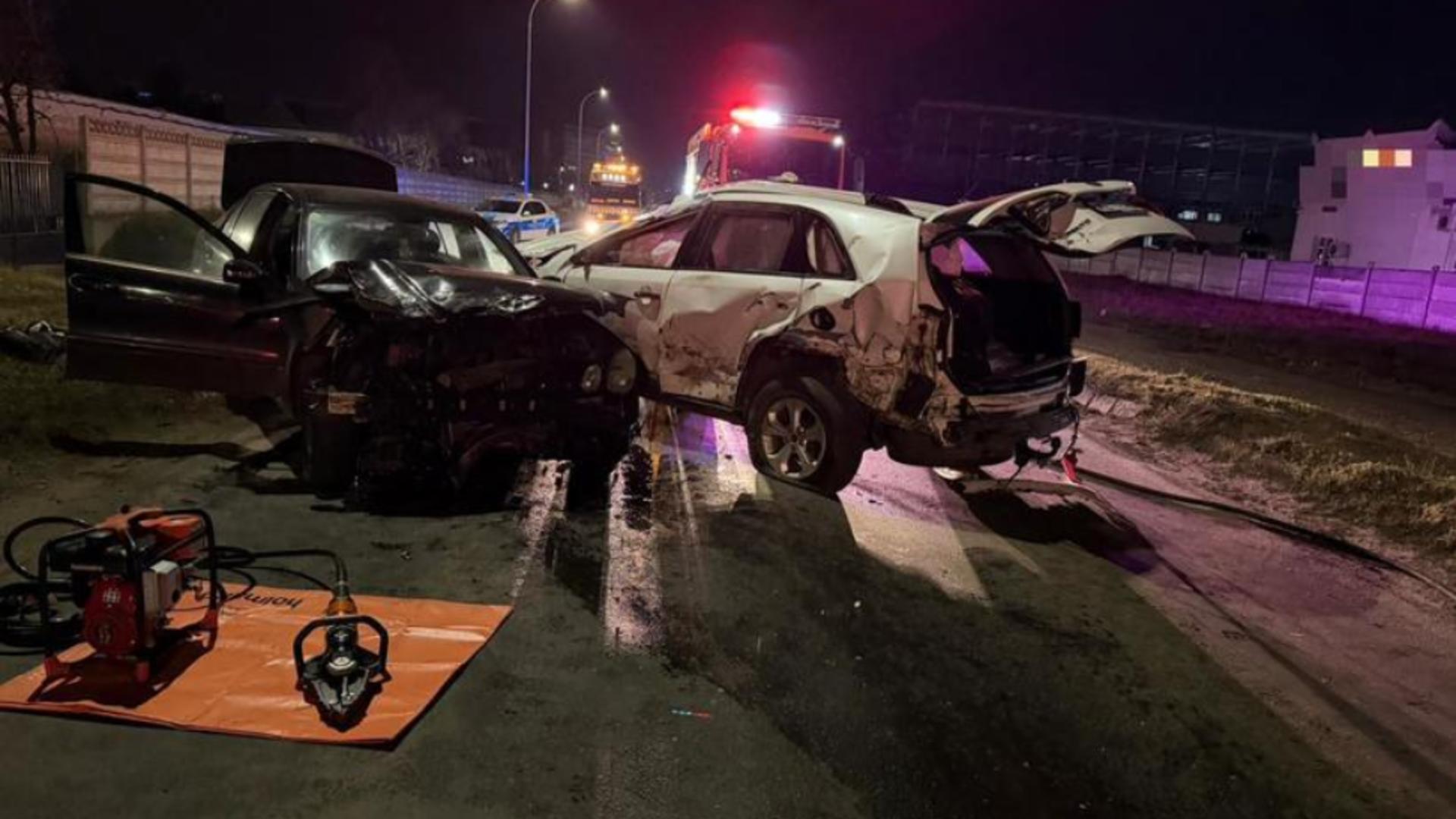 Accident grav în Târgu Mureş: şase victime în urma coliziunii a două autoturisme