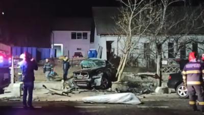 Toti ocupanții au rîmas încarcerați