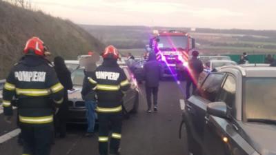 Plan Roșu de Intervenție activat în Olt, după un accident cu 10 autoturisme. 27 de persoane implicate