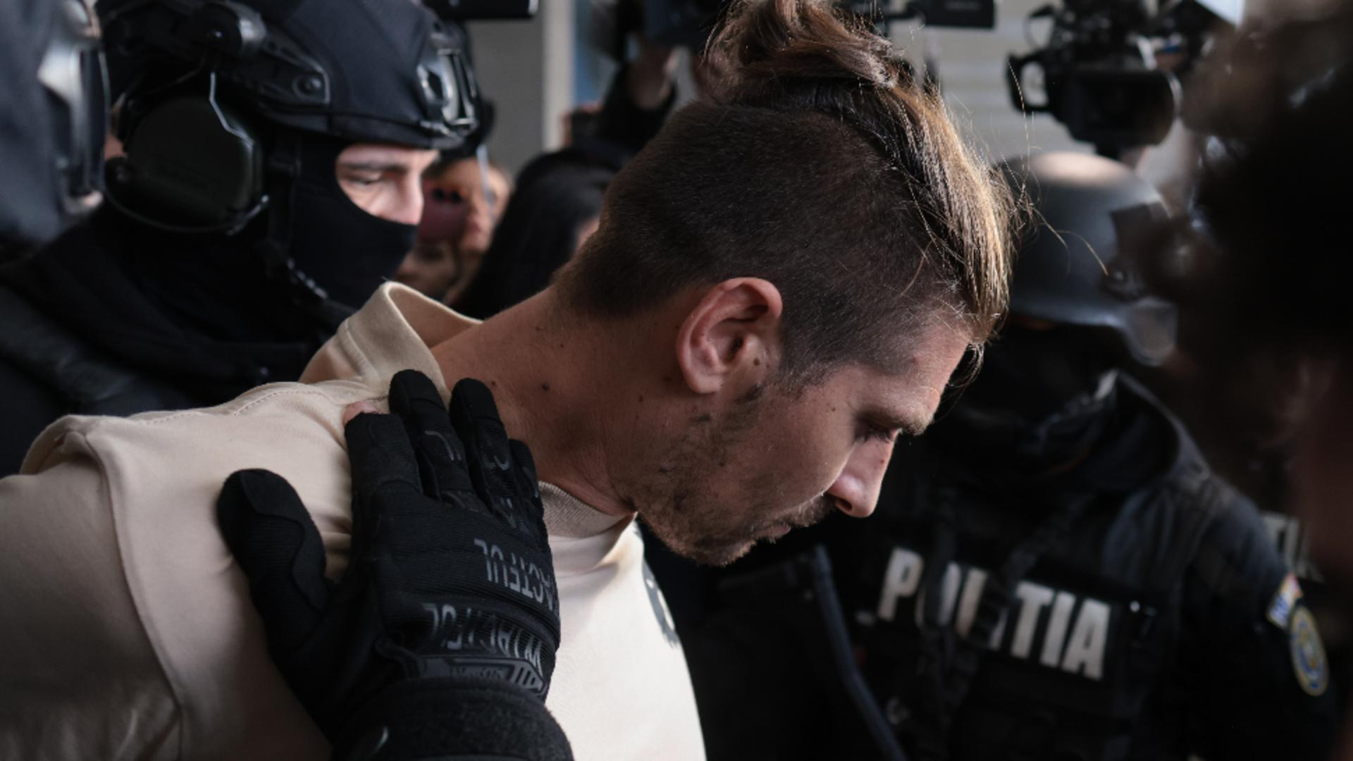  Costinel Zuleam a fost adus în țară. FOTO: Inquam