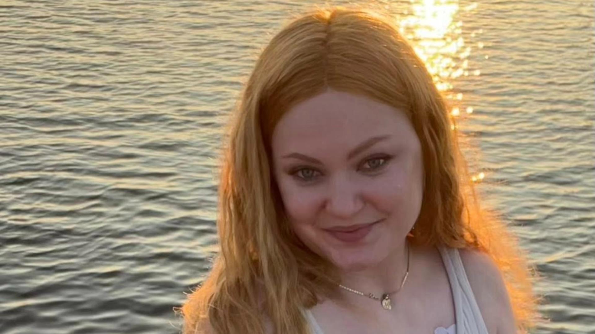 Campanie masivă de donații pentru Andreea. Tânăra care suferă de o boală necruțătoare are nevoie de 2,3 milioane de euro.