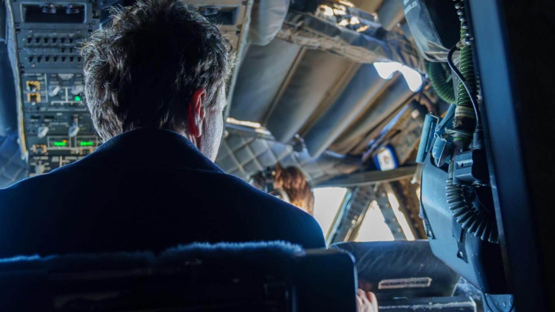 Noi controverse după publicarea înregistrării privind zborul deasupra Elveției. Un jurnalist demonteazaă interpretarea dată de Nicușor Dan