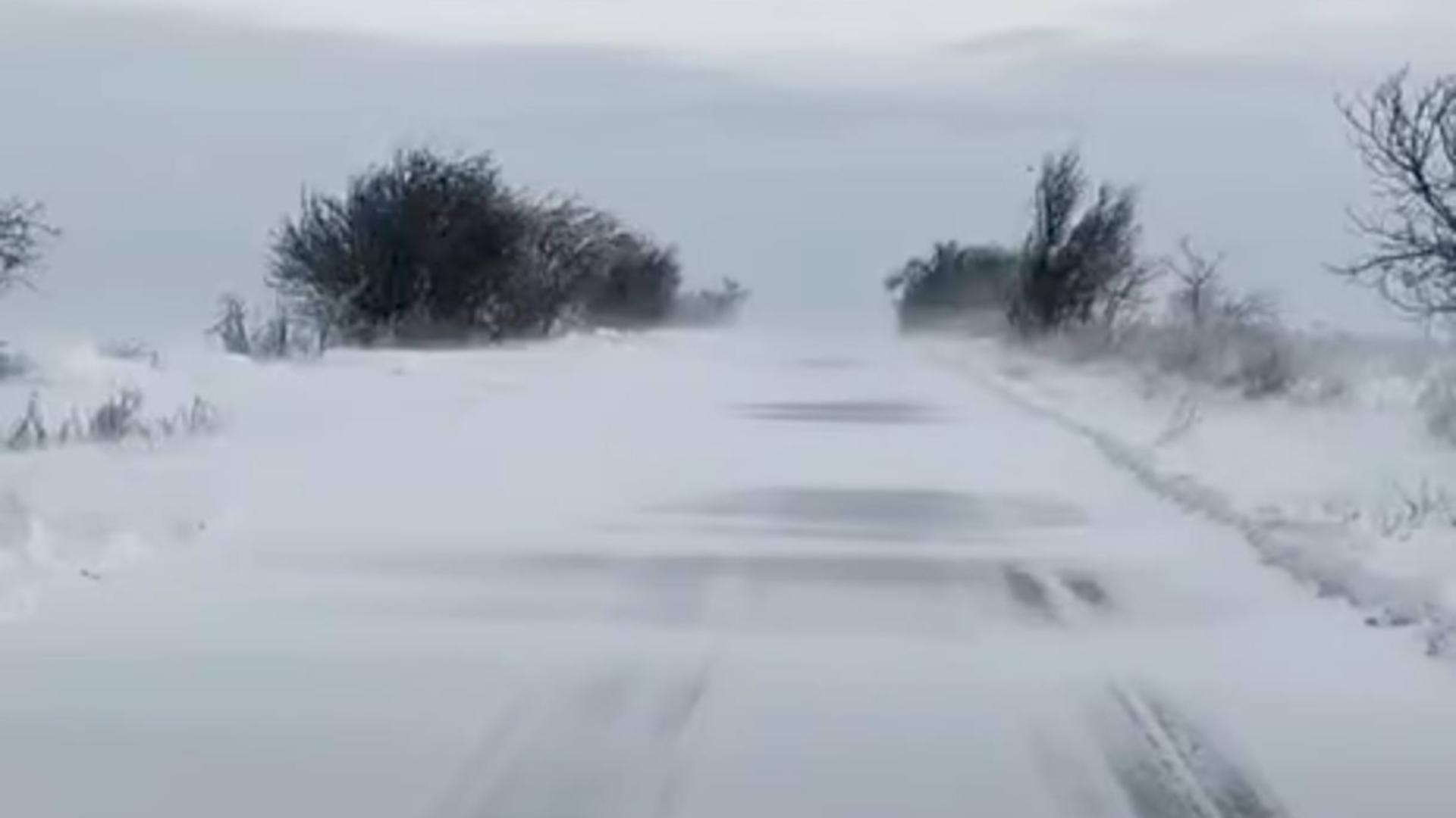 Se abate URGIA asupra țării. România, sub influența unui ciclon mediteranean: patru zile de iarnă severă, cu ger și ninsori abundente