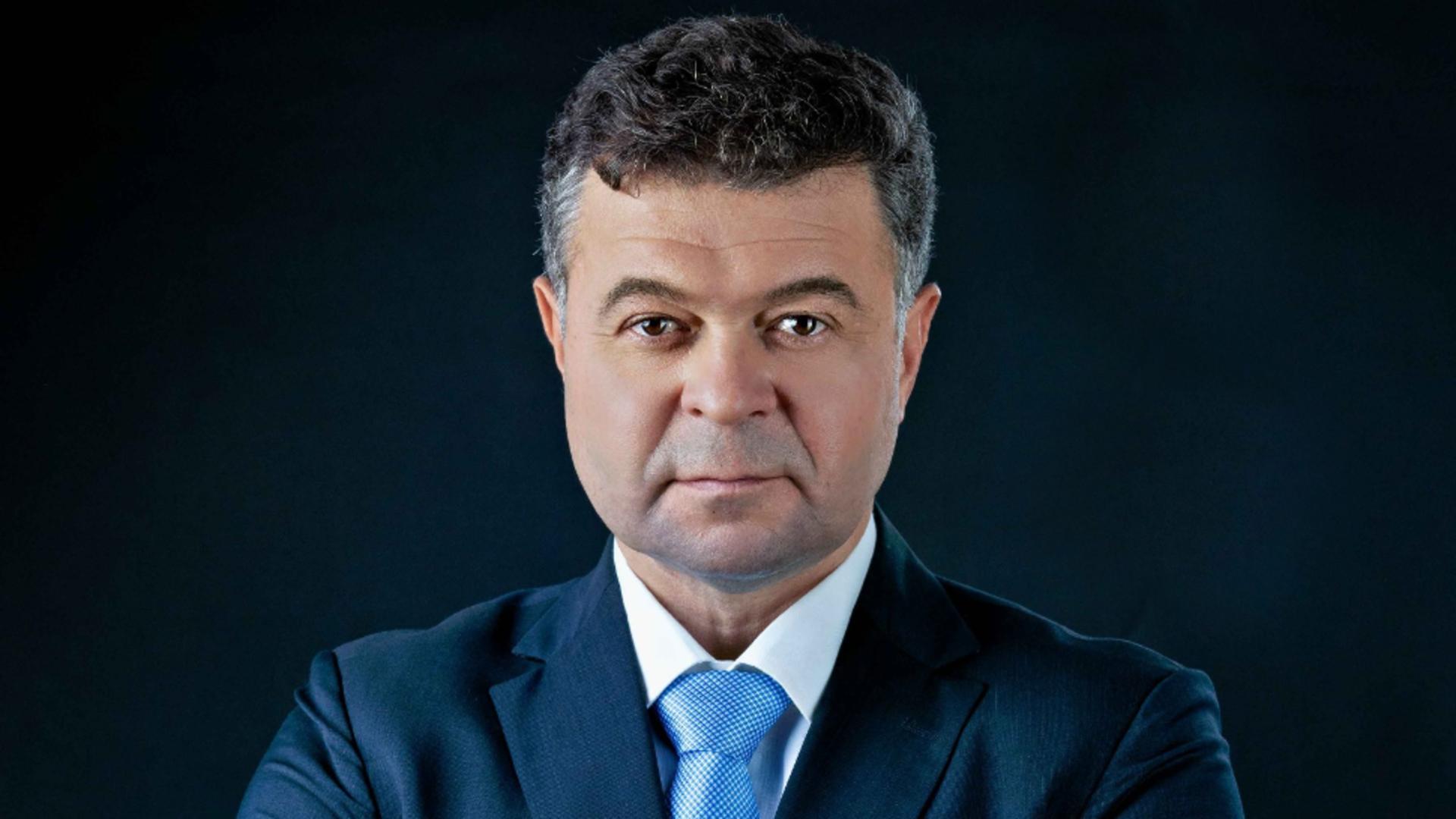 Marilen Pirtea explică de ce locuința spartă de hoți nu figurează în declarația sa de avere (foto: Facebook @Marilen Gabriel Pirtea)