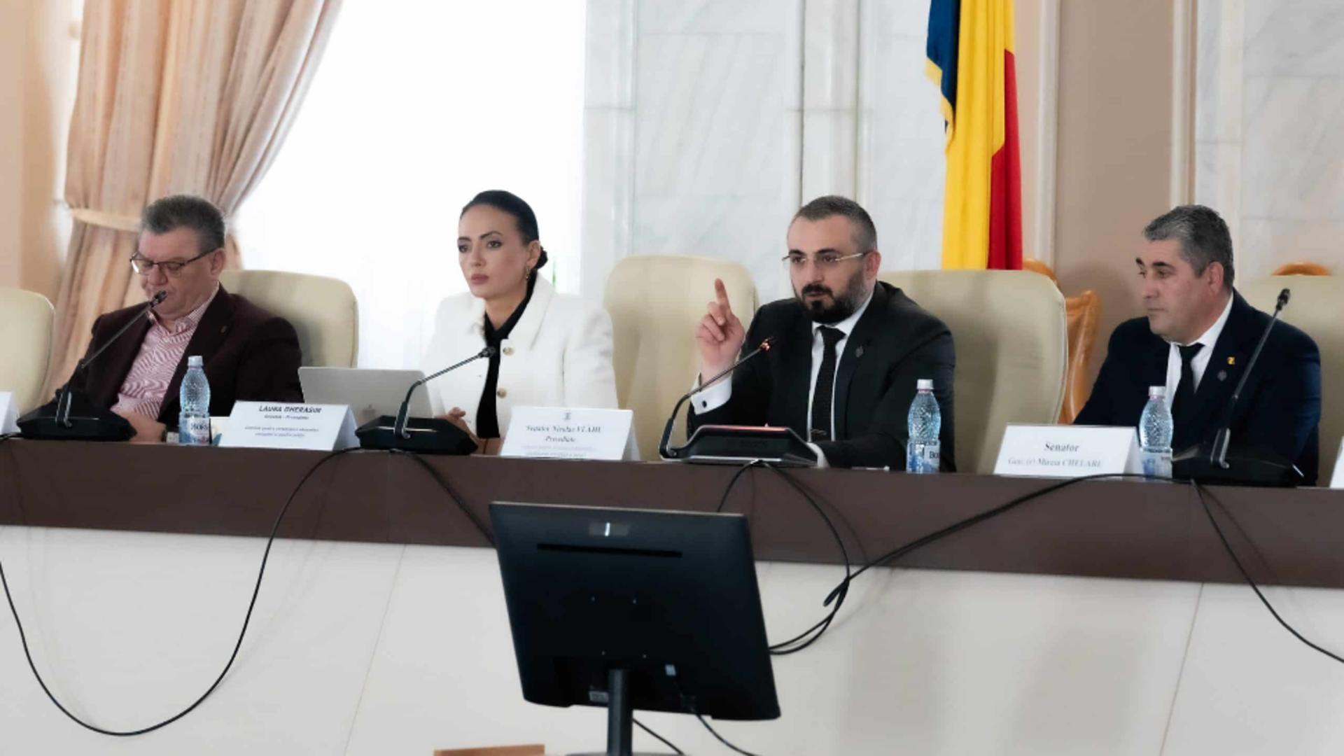 Cetățenii cer adevărul, instituțiile păstrează tăcerea: a patra zi de audieri publice privind anularea alegerilor prezidențiale