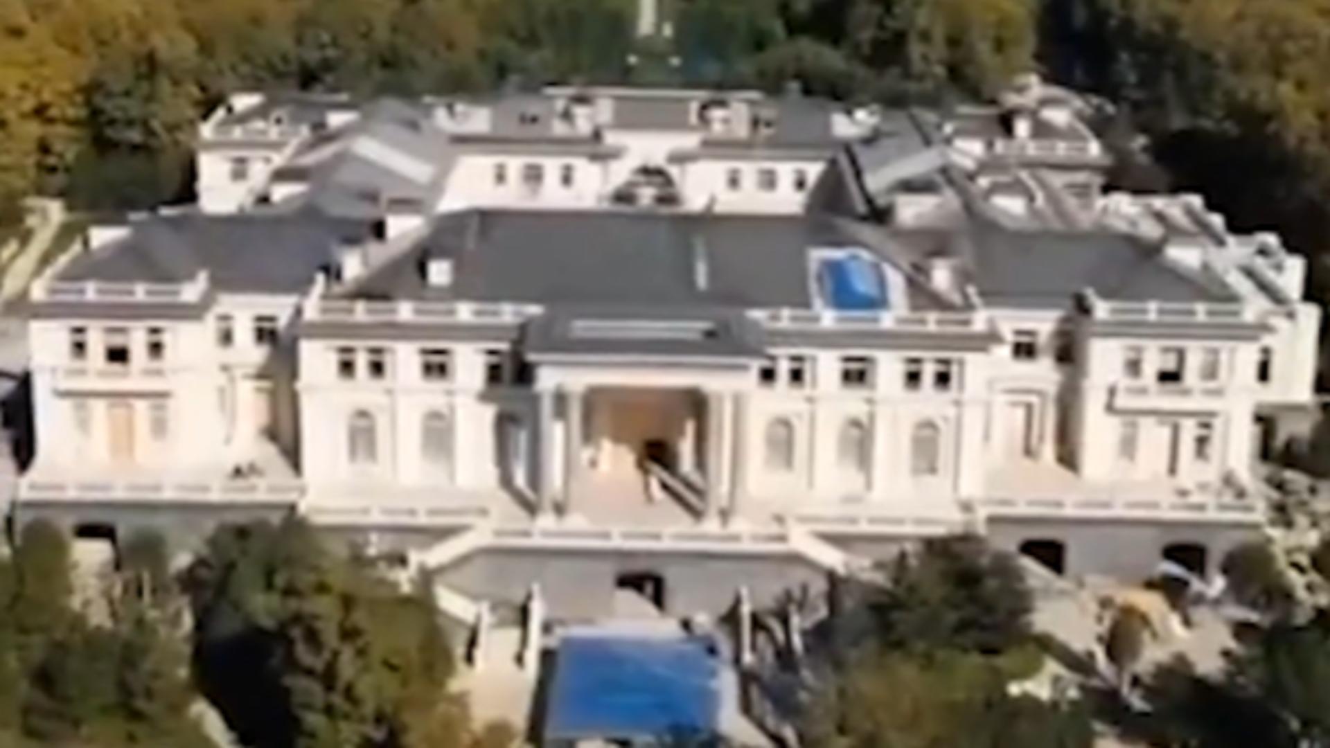 Lux impresionant pentru Putin: palat de 130 de milioane în Crimeea, cu spa, sală de operații și heliport/ Captură video