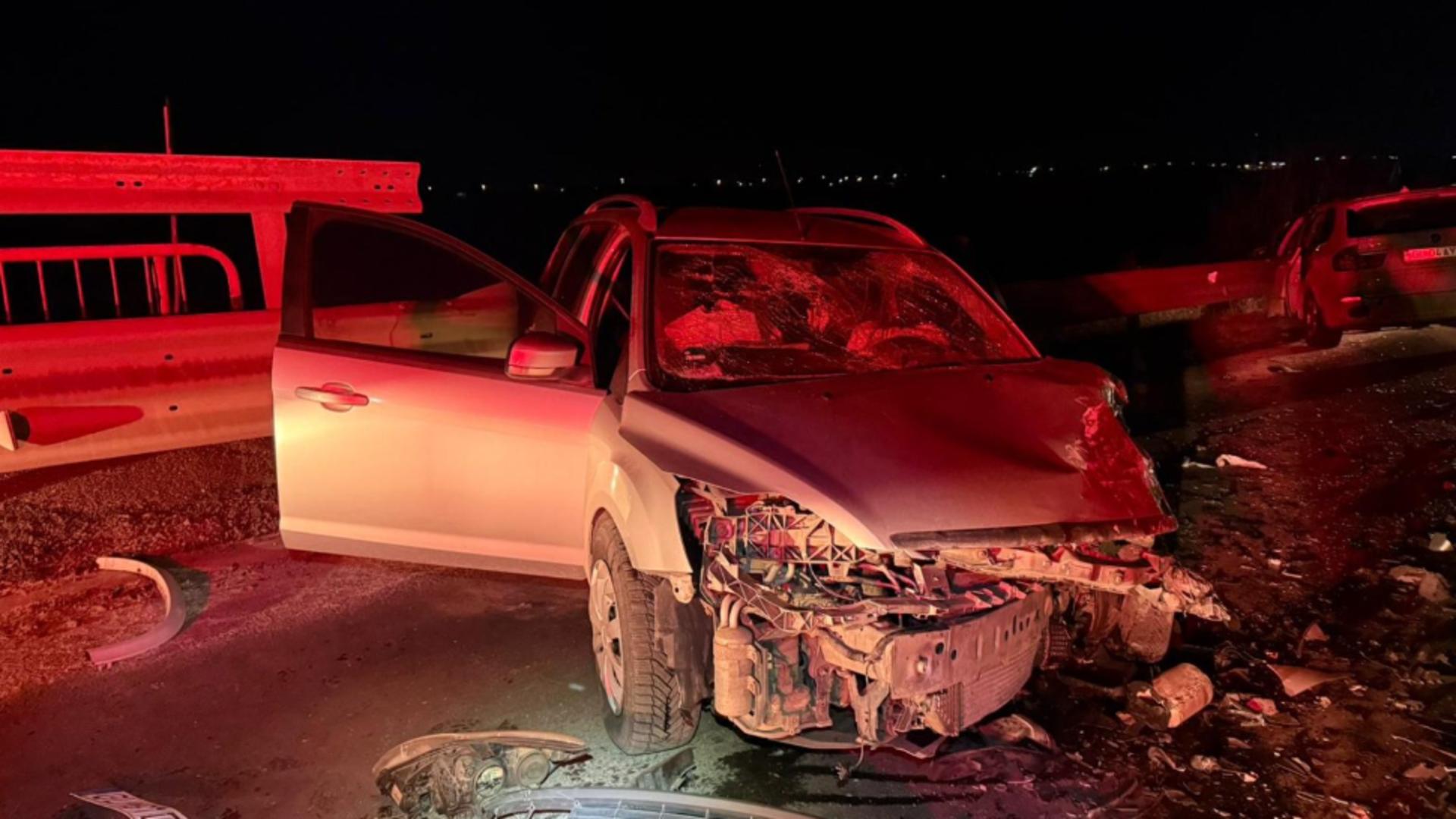 Accident teribil lângă Tecuci: 8 persoane rănite, o adolescentă este în comă. Șoferul vinovat era băut - FOTO