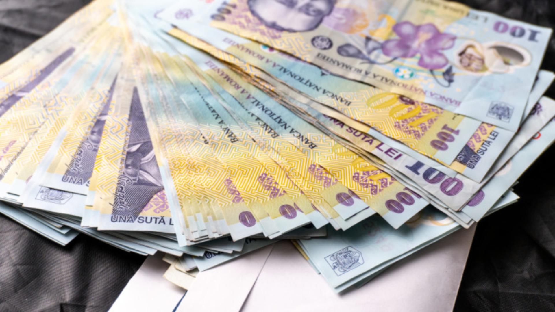 Bărbat judecat pentru trafic de influență după ce ar fi cerut mii de euro promițând intervenții la polițiști și magistrați