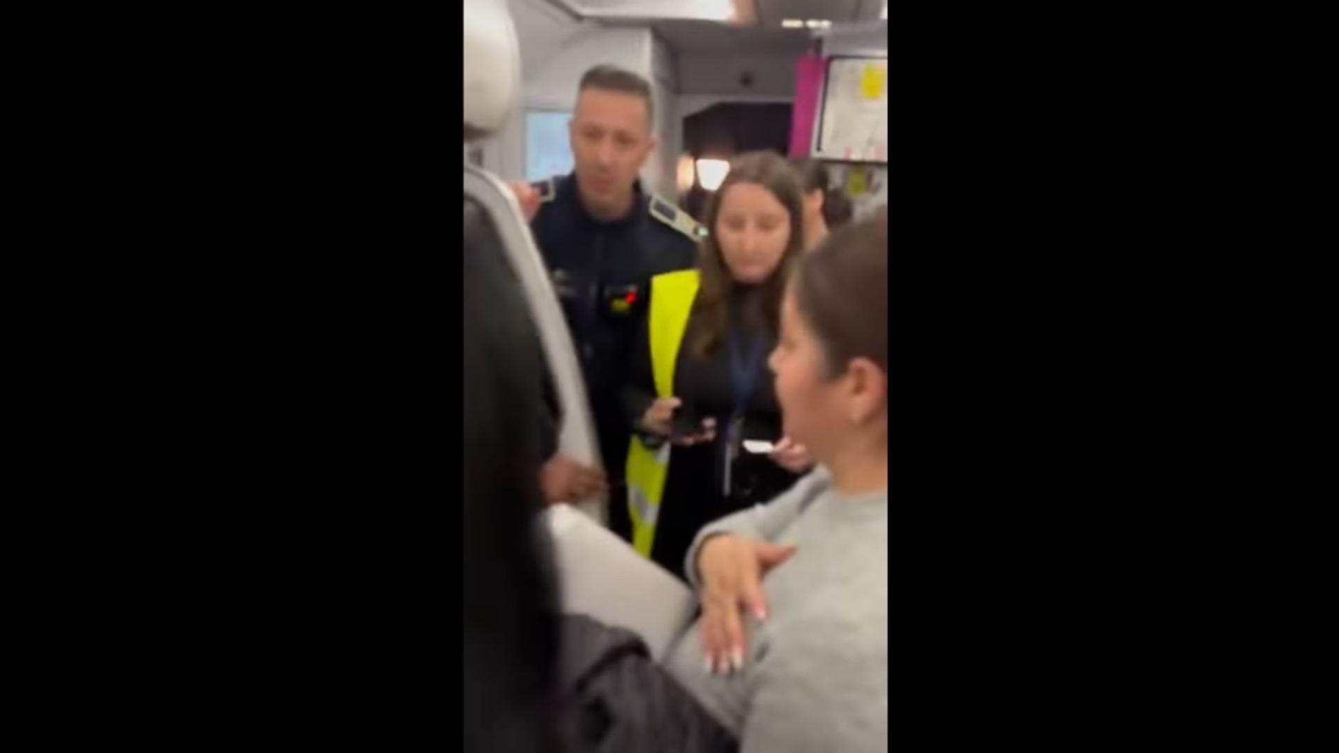 Scandal la bordul unui zbor Wizz Air. Doi pasageri, evacuați după ce același loc ar fi fost vândut de două ori - VIDEO
