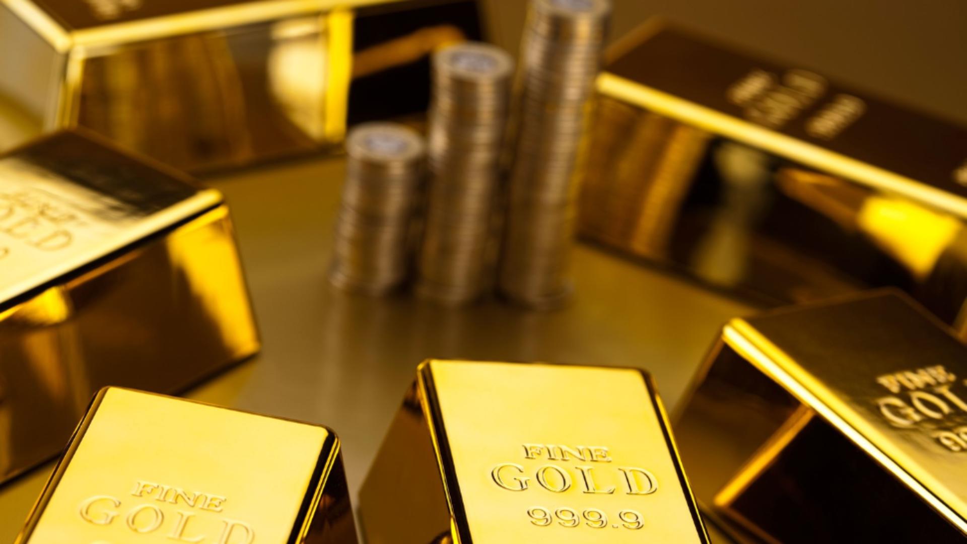 Prețul aurului şi al argintului şi-a revenit marţi, după prăbuşirea istorică recentă