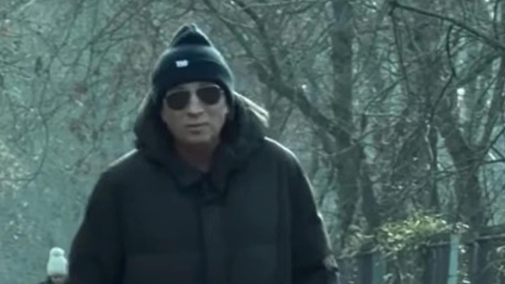 Imagini îngrijorătoare cu Dan Petrescu în București. „Bursucul” este de nerecunoscut. Dezvăluirile șocante ale prietenilor: „Este grav bolnav”