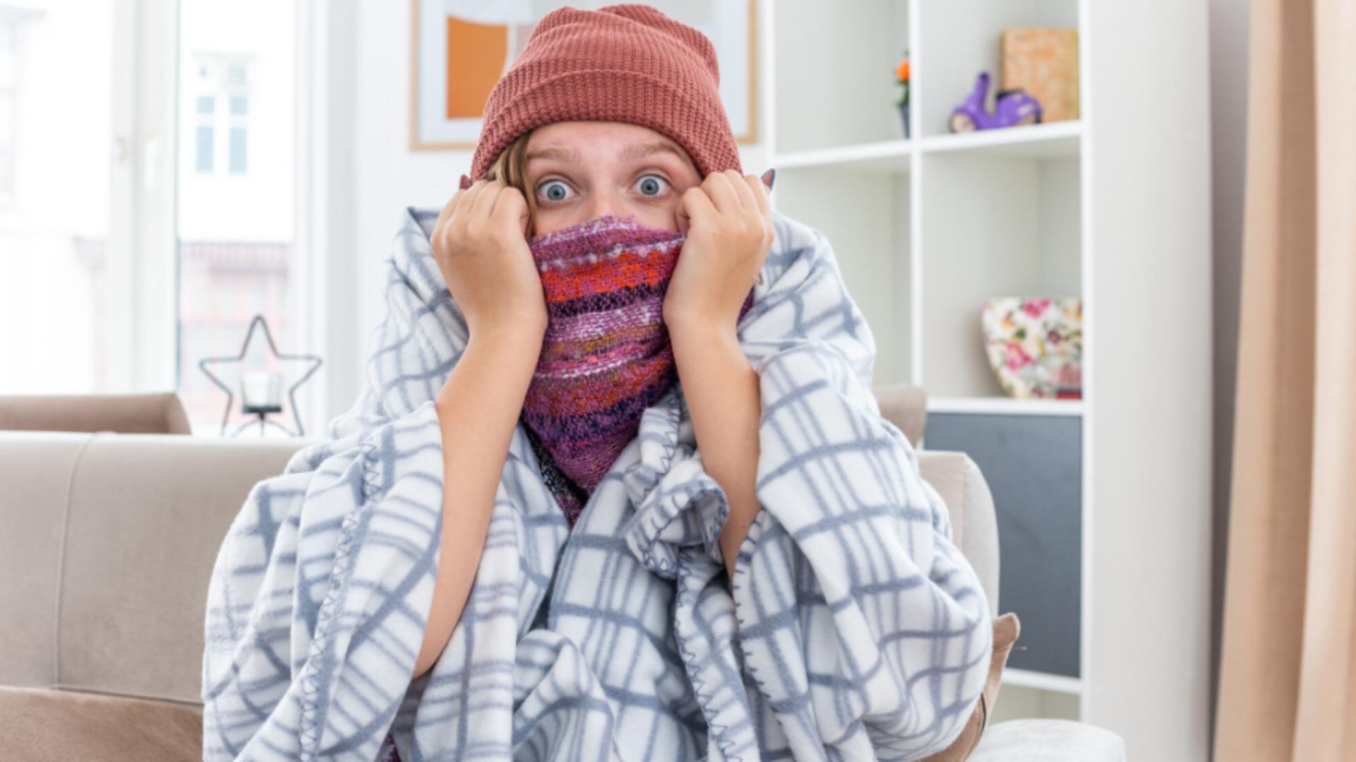 Bucureștenii încă tremură de frig în case, pe cel mai crunt ger din ultimii ani. 109 puncte termice apar cu deficiență în furnizare pe harta CMTEB