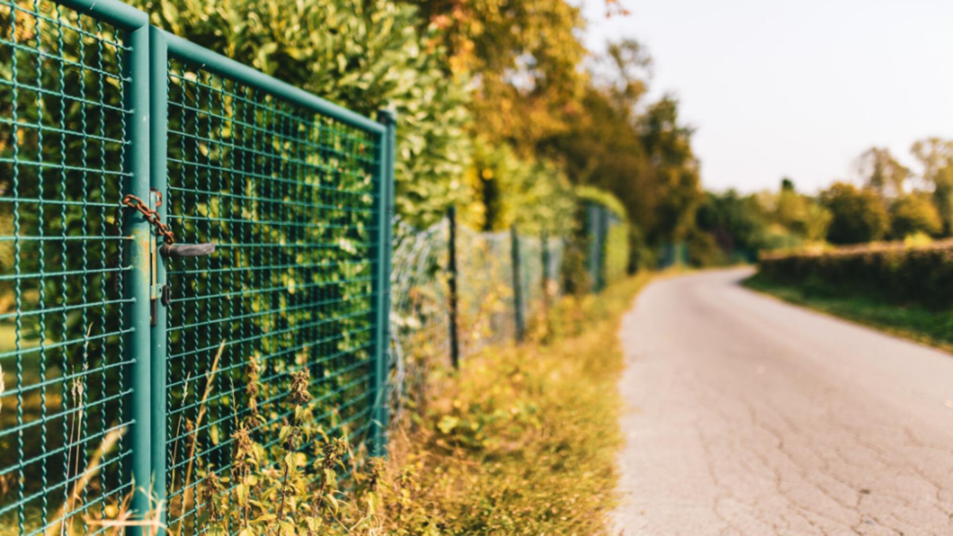 Ce riscă proprietarii care încalcă linia de hotar. De la amenzi usturătoare până la răspundere penală