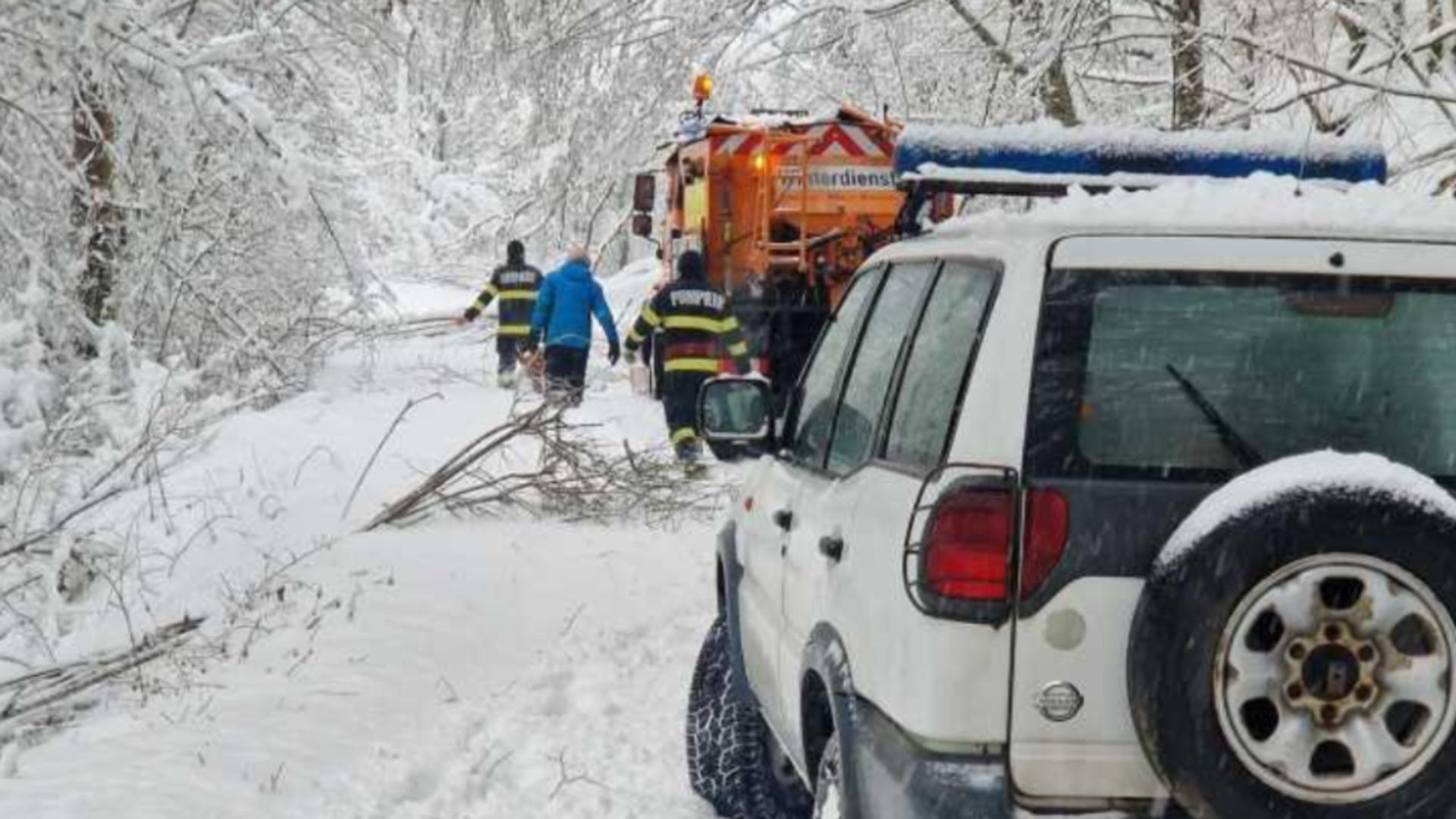 Criză de curent în Hunedoara, din cauza vremii