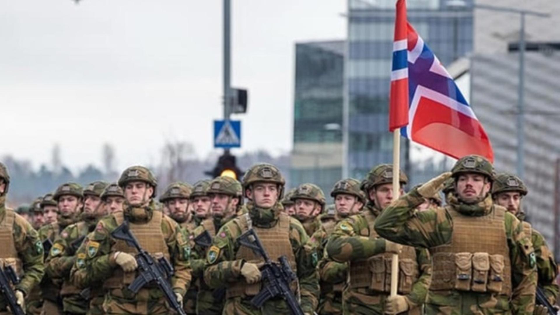 Pregătiri de război la granița cu Rusia! Mii de oameni au primit scrisori de la armată: Statul le poate confisca bunurile în caz de conflict