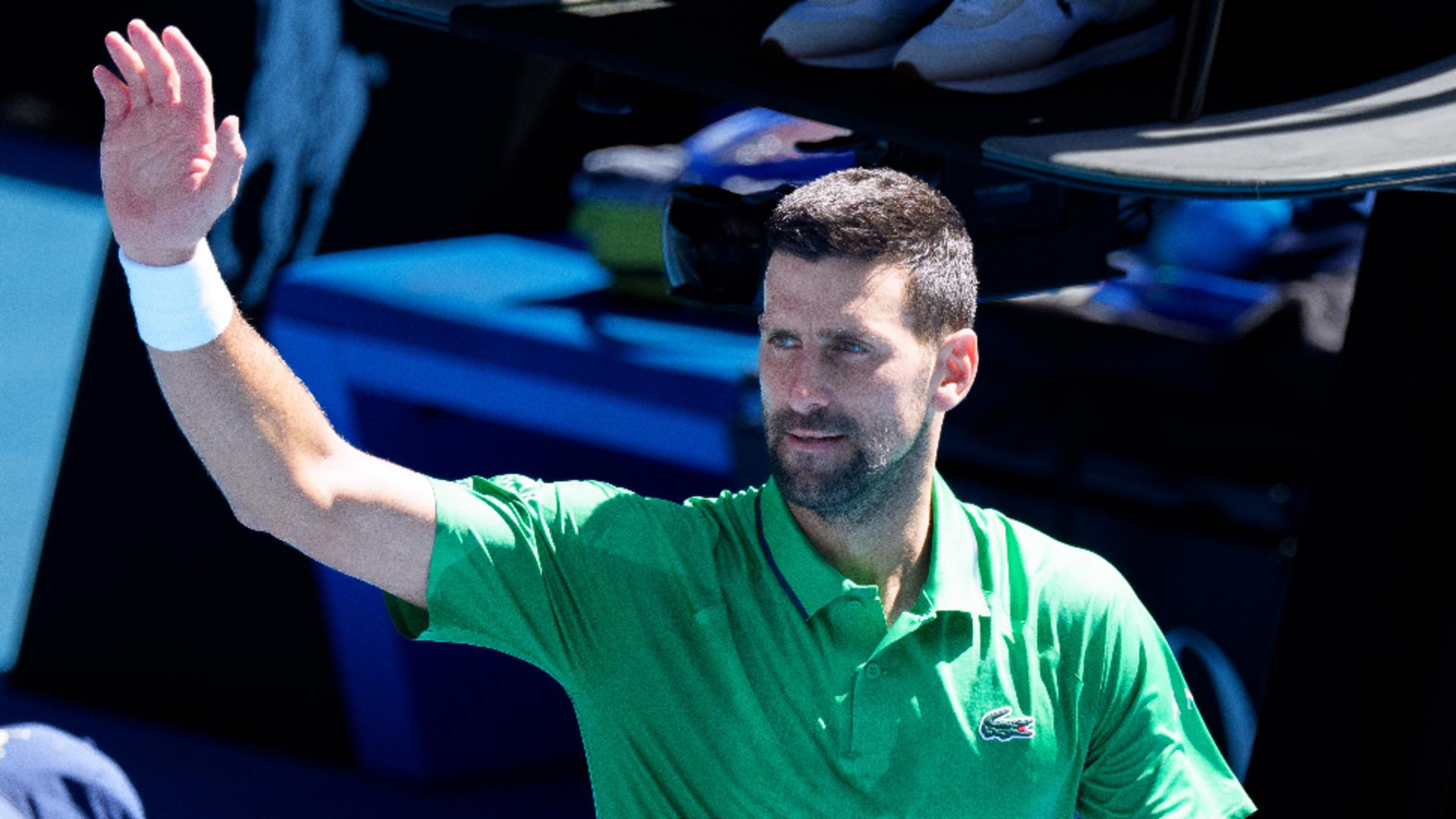 Novak Djokovic s-a calificat în turul 3 la Australian Open, după ce a trecut de Francesco Maestrelli cu scorul de 6-3, 6-2, 6-2 (foto: profimedia)