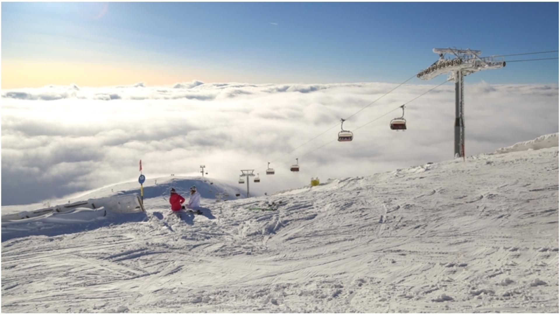 Probleme pe domeniul schiabil din Sinaia. Utilaje şi toalete nefuncţionale din cauza frigului. Temperaturile au scăzut la minus 25 de grade Celsius pe munte