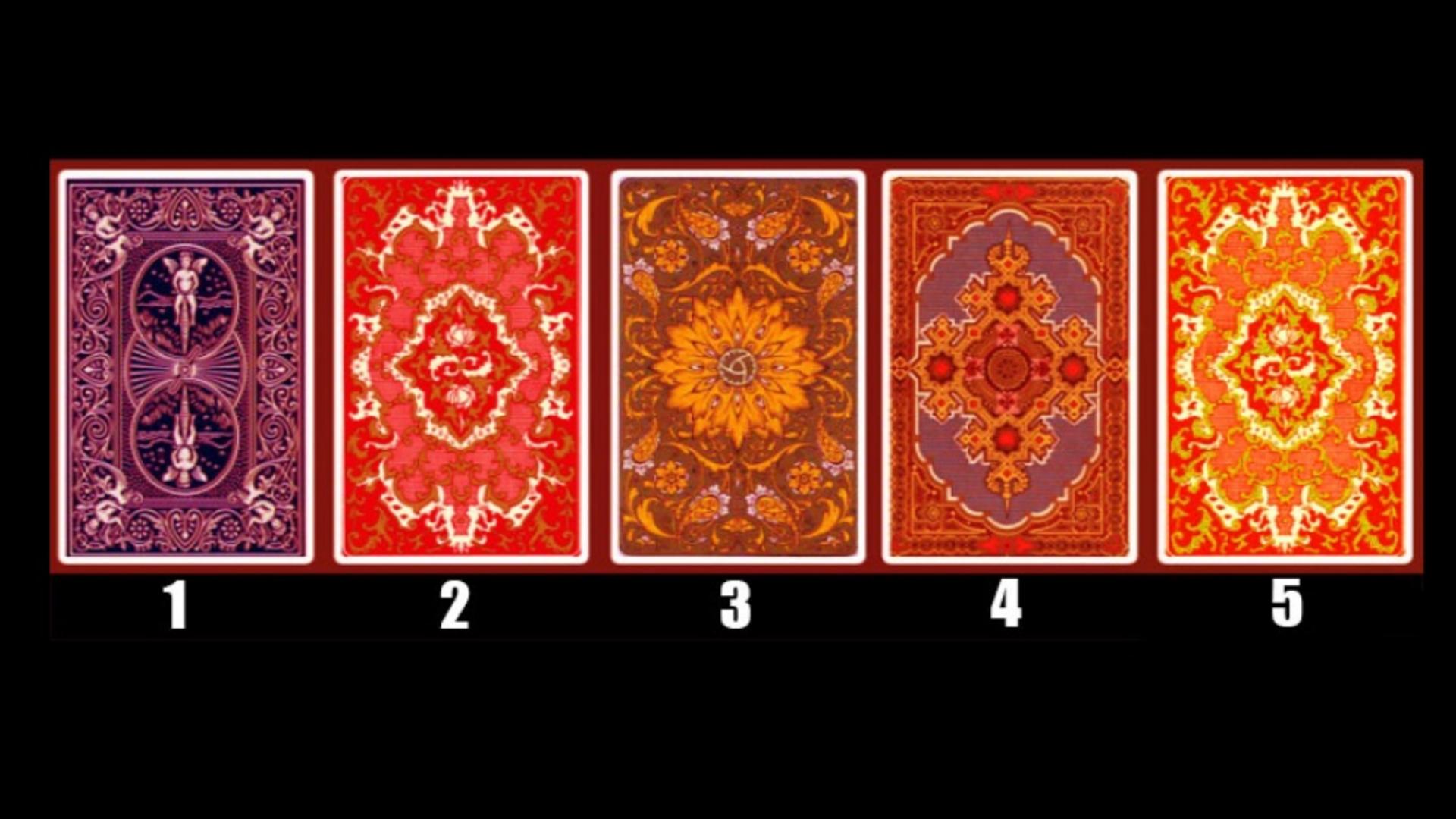 Testul care îți dezvăluie destinul! Ce carte alegi?