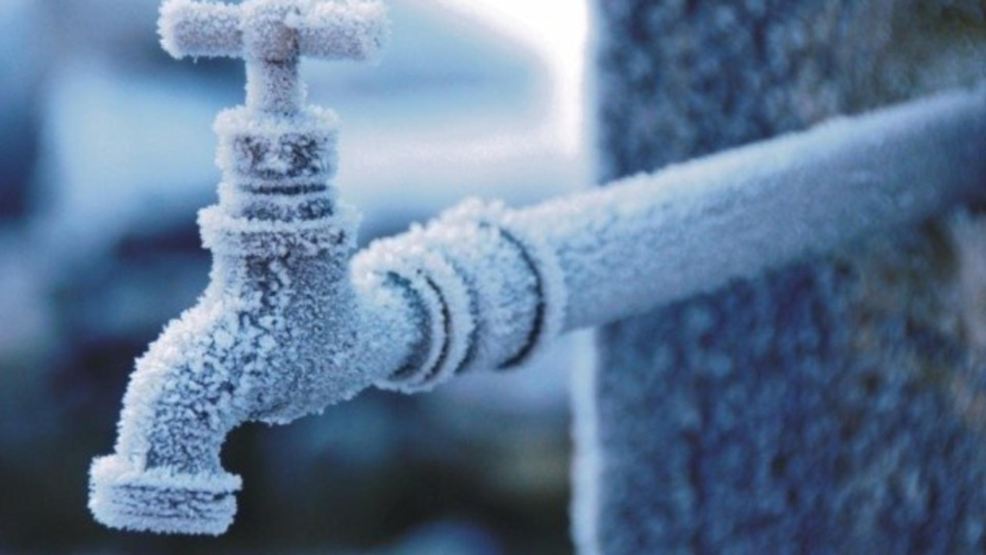 Temperatura ideală în casă care protejează instalațiile și bugetul. Cum previi înghețarea țevilor