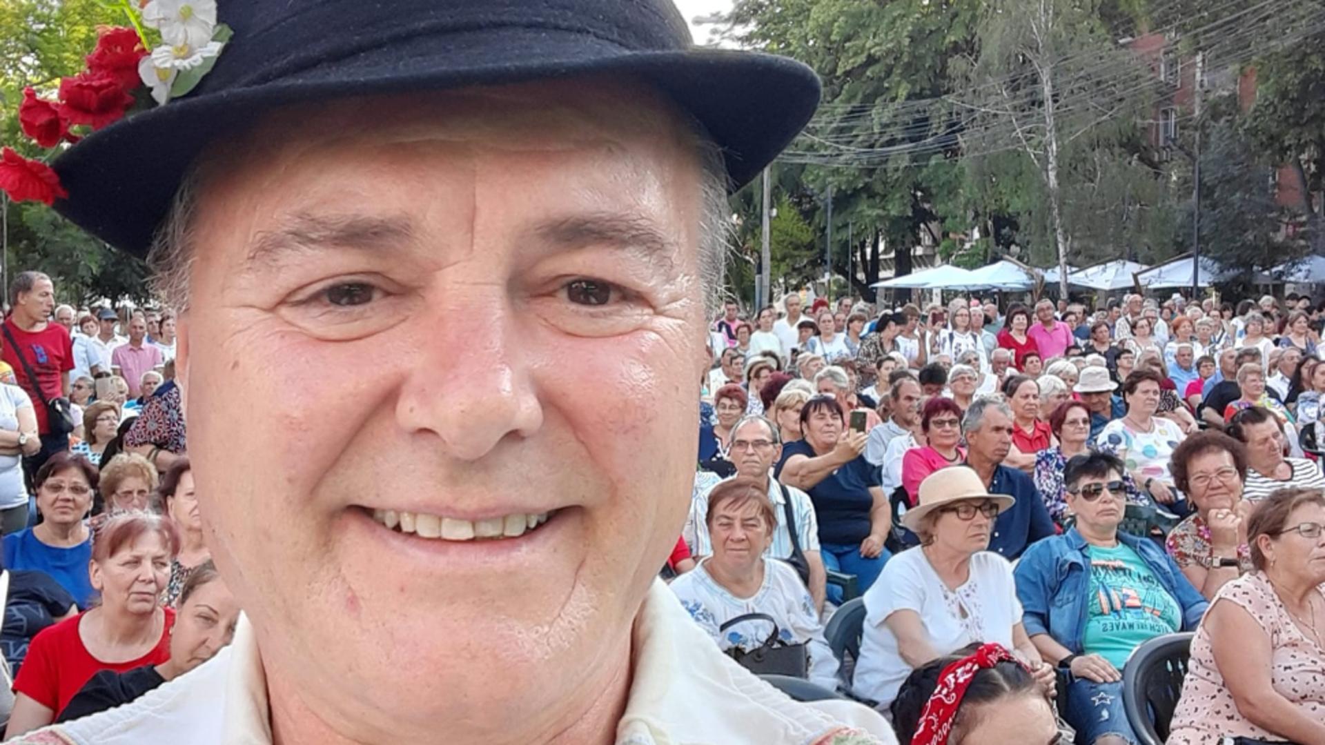 Artist de muzică populară condamnat la 17 ani de închisoare și inclus pe lista agresorilor sexuali