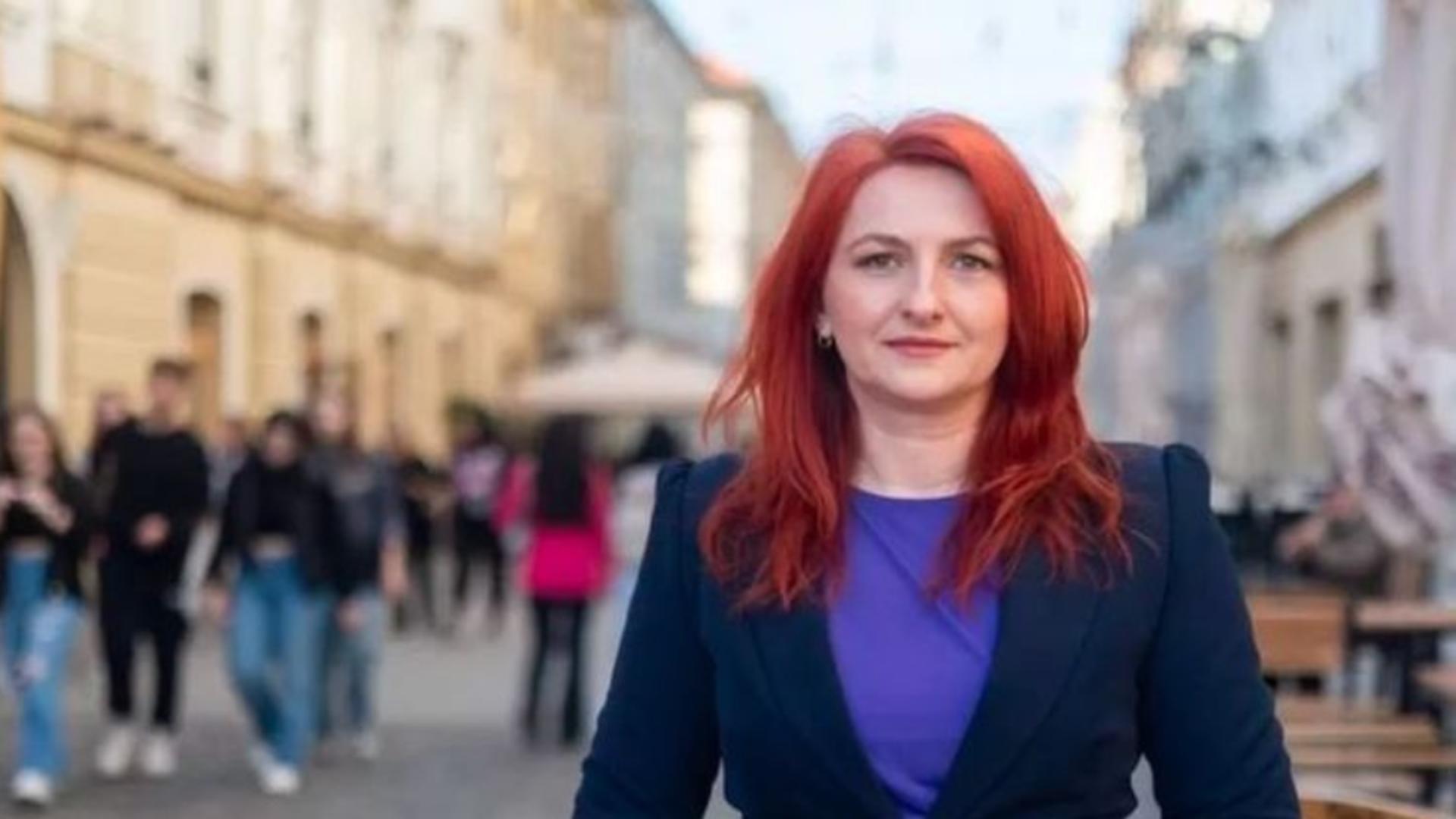 Paula Ana Romocean, apropiata lui Dominic Fritz, a ajuns în vizorul ANI. 