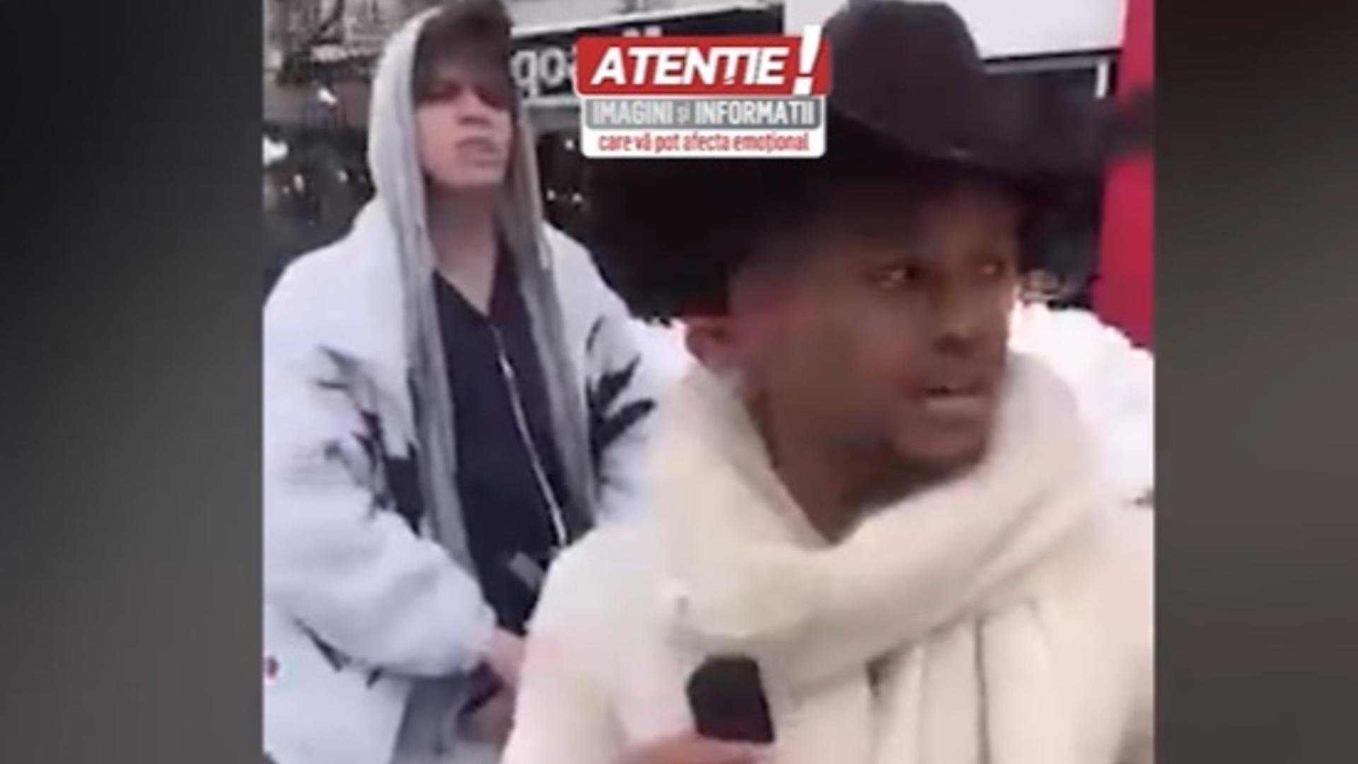 Scene șocante în plină stradă: fratele tânărului mort în garajul lui „Maru”, bătut în timpul unui live/ Captură video