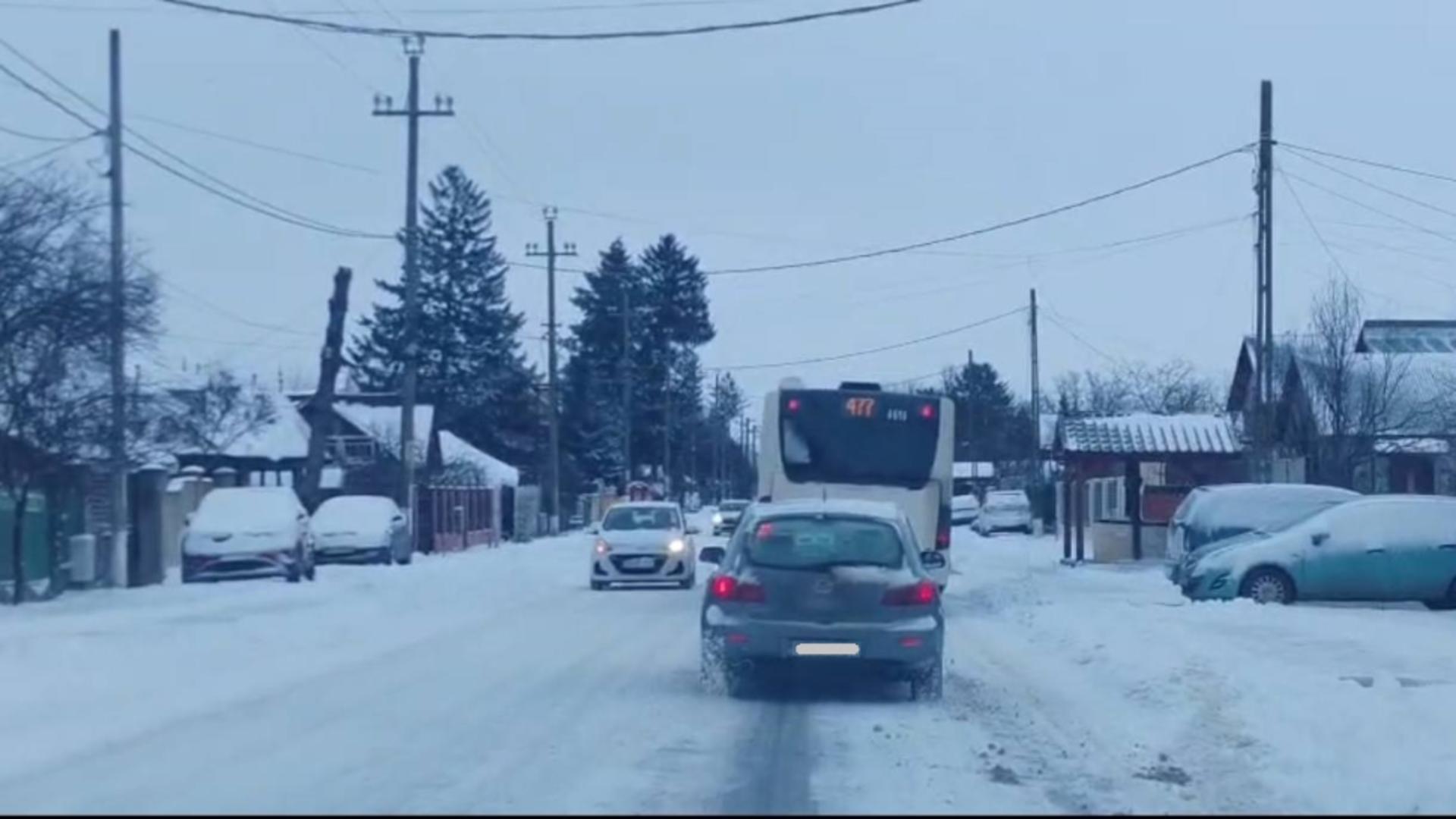 Ninsori extreme în România. Capitala, îngropată în zăpadă. Frigul se menține: temperaturi de până la -15 grade