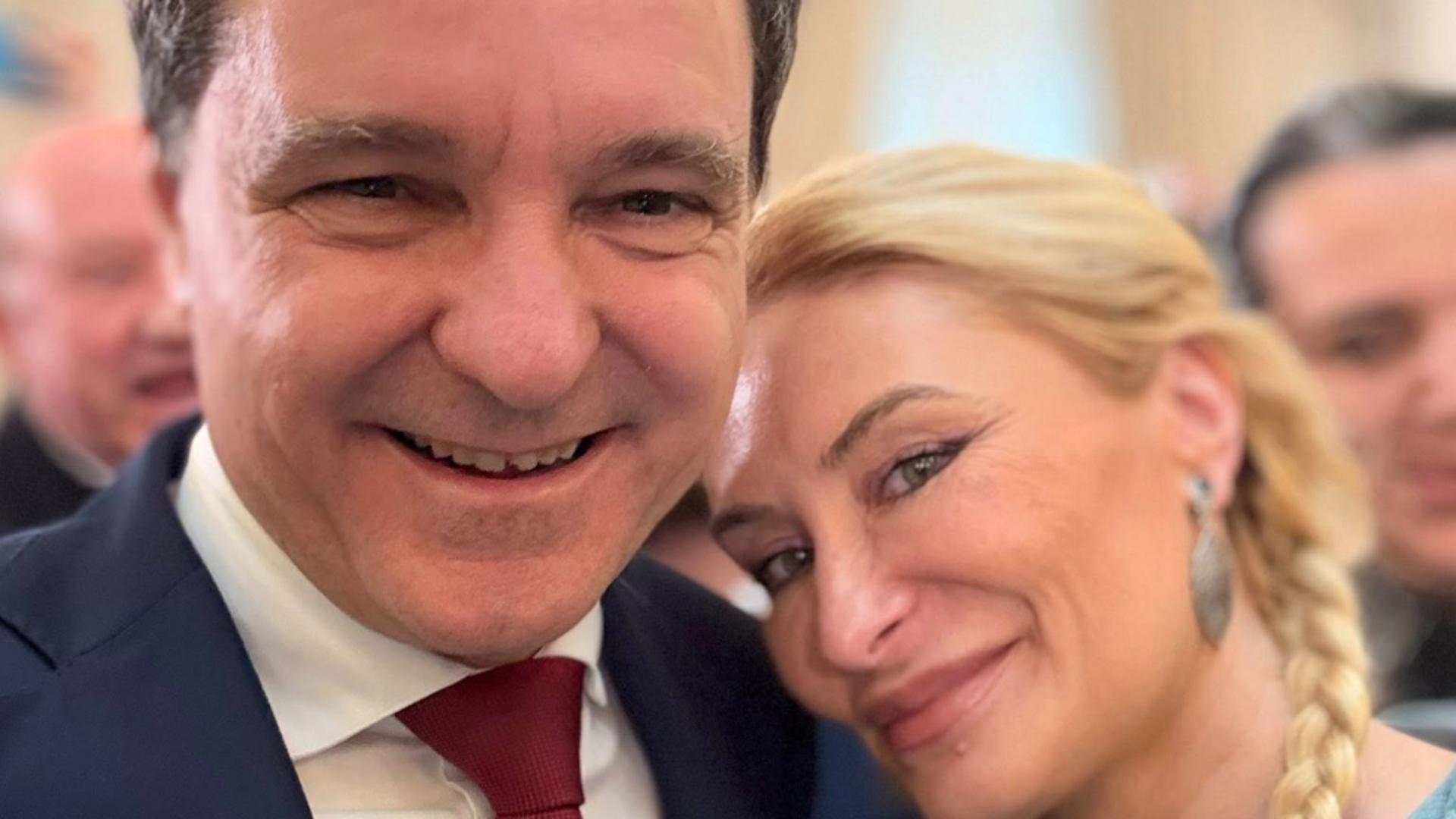 Adriana Georgescu s-a fotografia alături de numeroși lideri politici