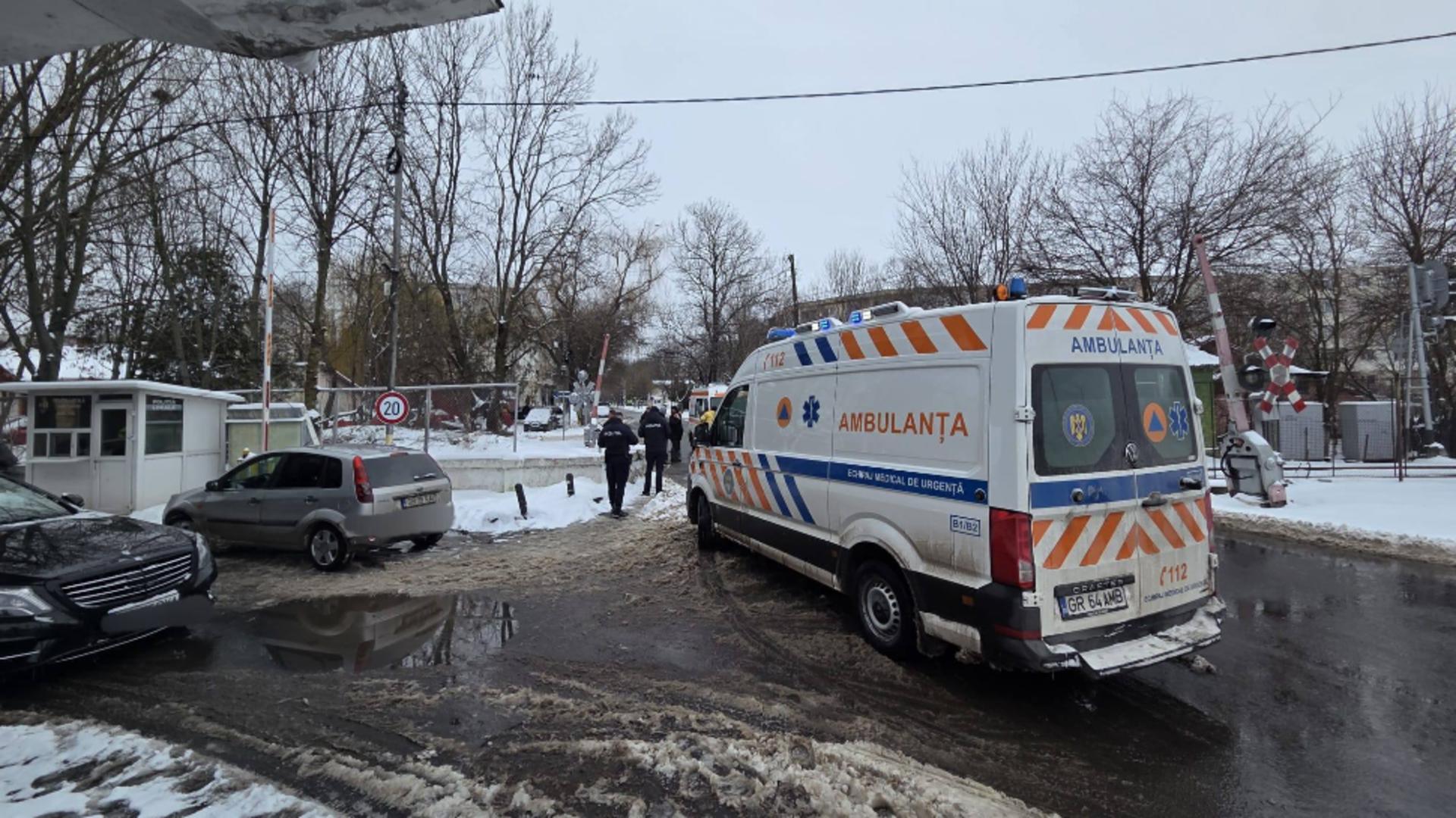 Femeie lovită de tren lângă sediul Poliției Locale din Giurgiu: victima este resuscitată/ Facebook Breaking News Giurgiu